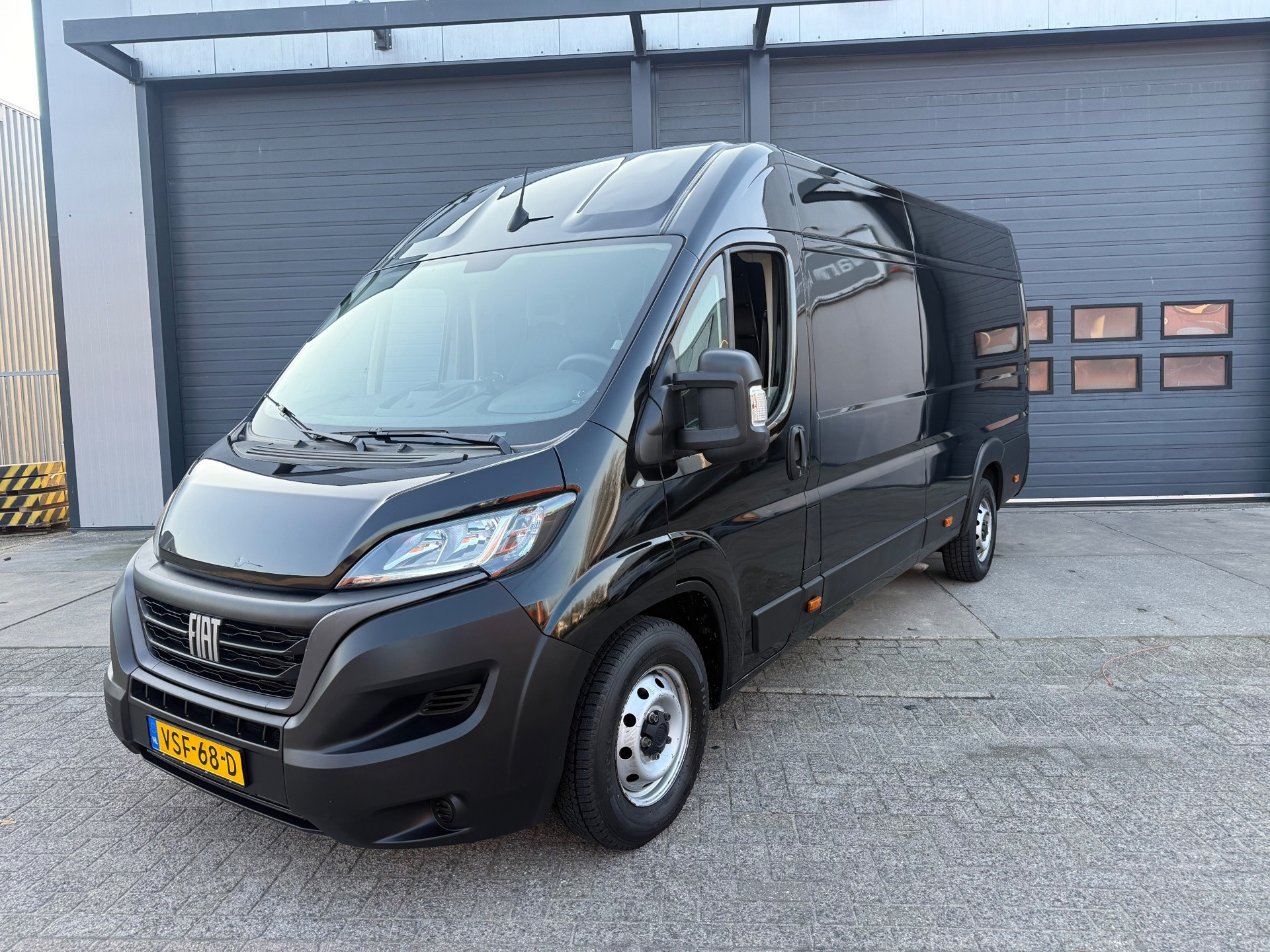 Fiat Fiat Ducato 35H 2.2 MultiJet L4H3 2022 2022 - voorkant
