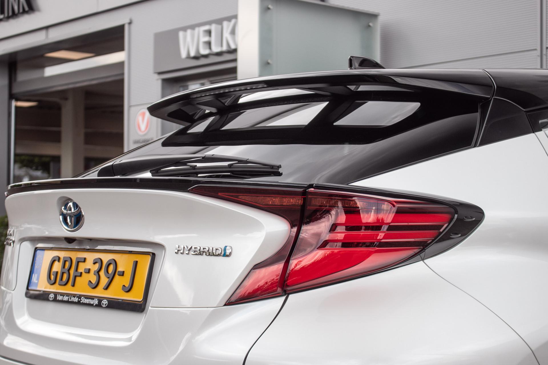 Foto van Toyota C-hr
