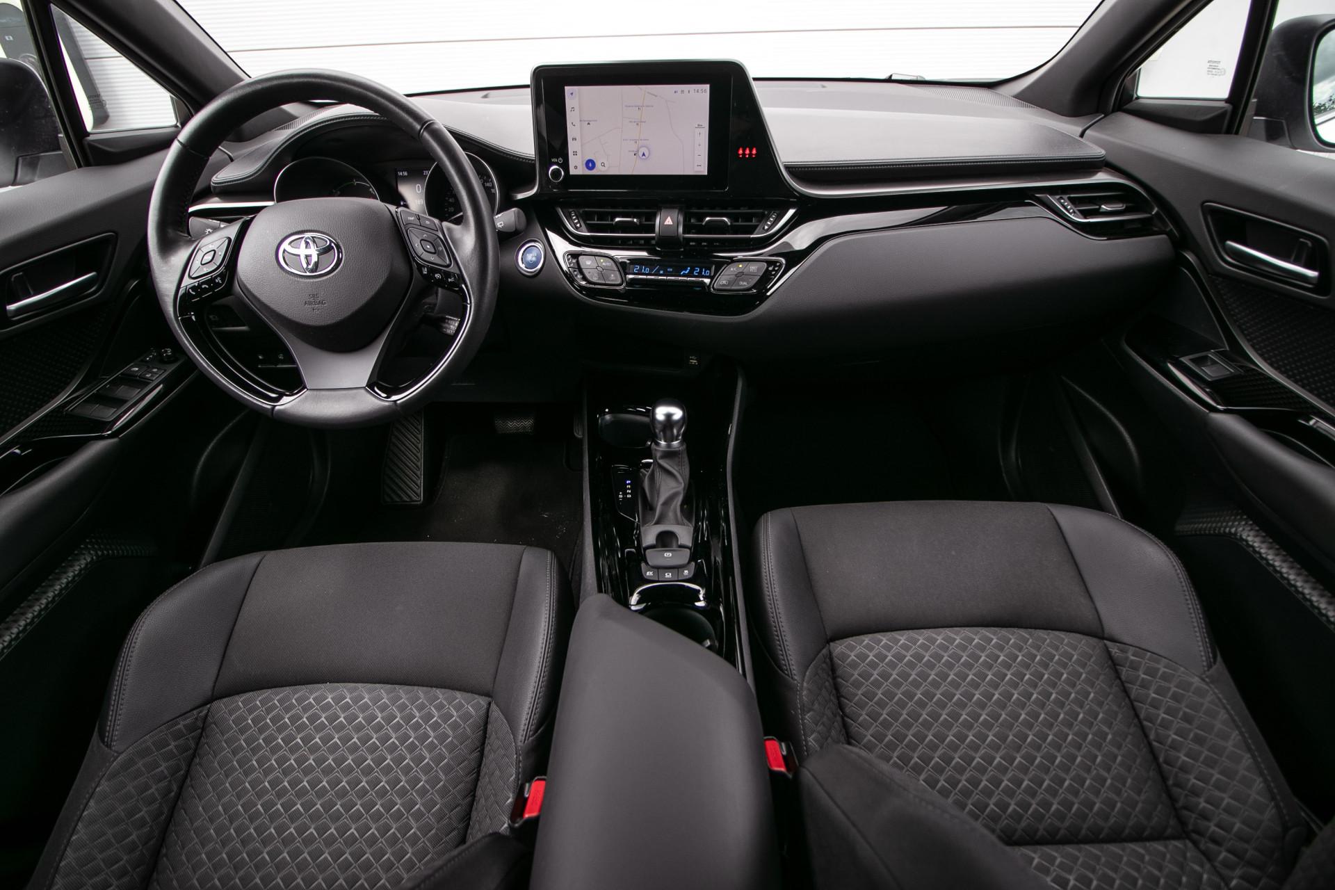 Foto van Toyota C-hr