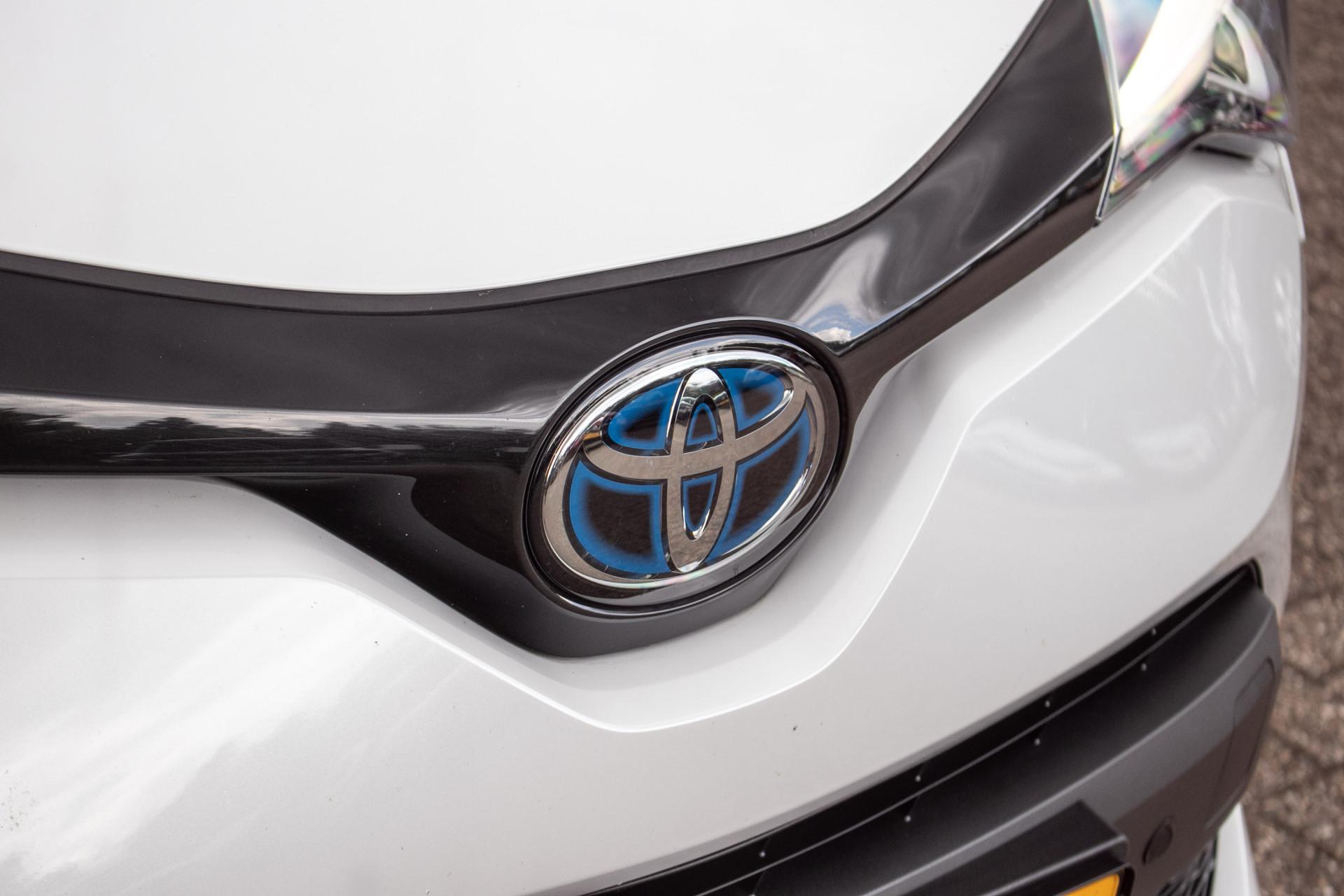 Foto van Toyota C-hr