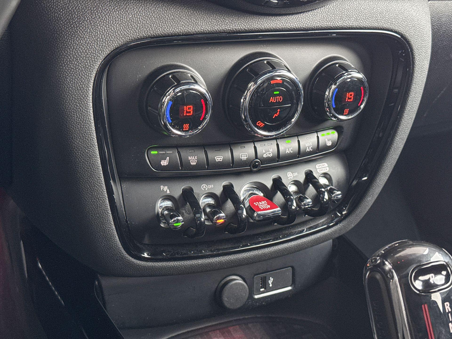 Foto van Mini Clubman JCW All4