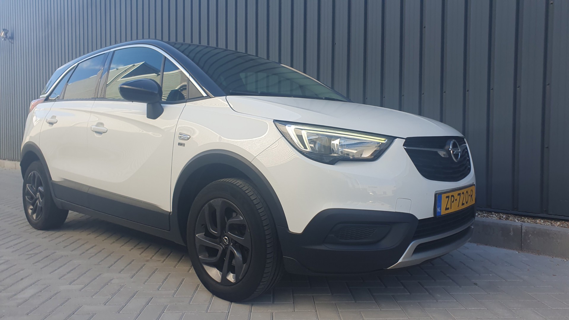 Opel Crossland X 1.2 Turbo Online Edition 2019 - voorkant