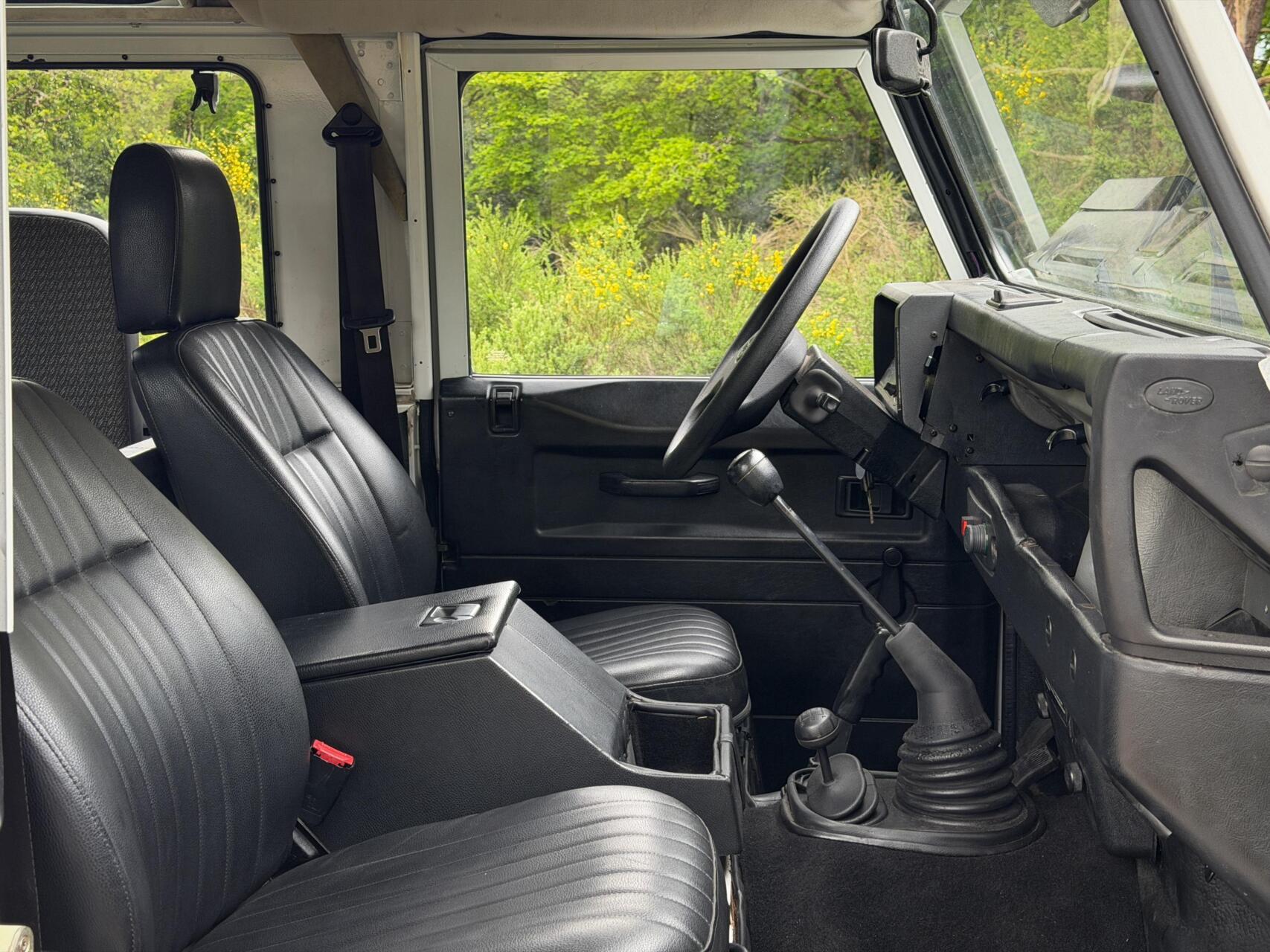 Foto van Land Rover Defender 90