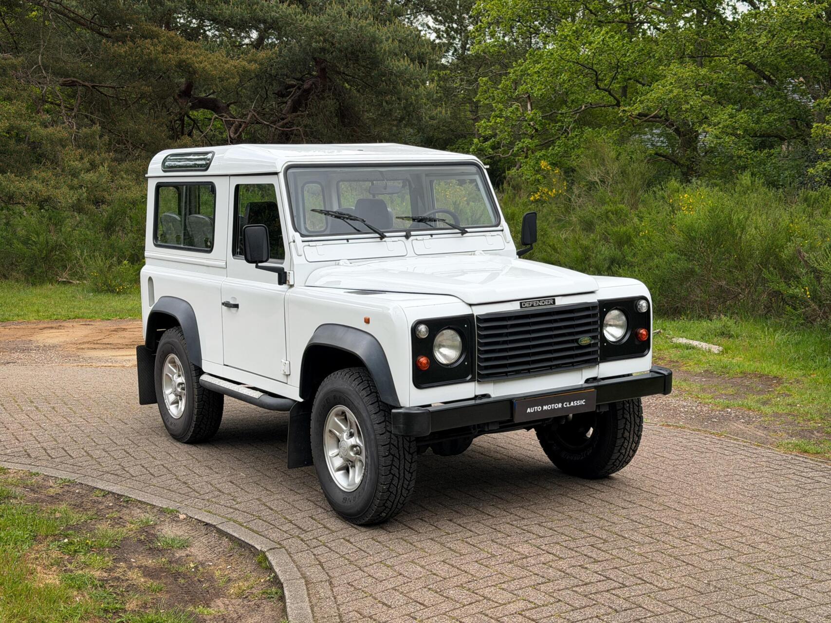 Foto van Land Rover Defender 90