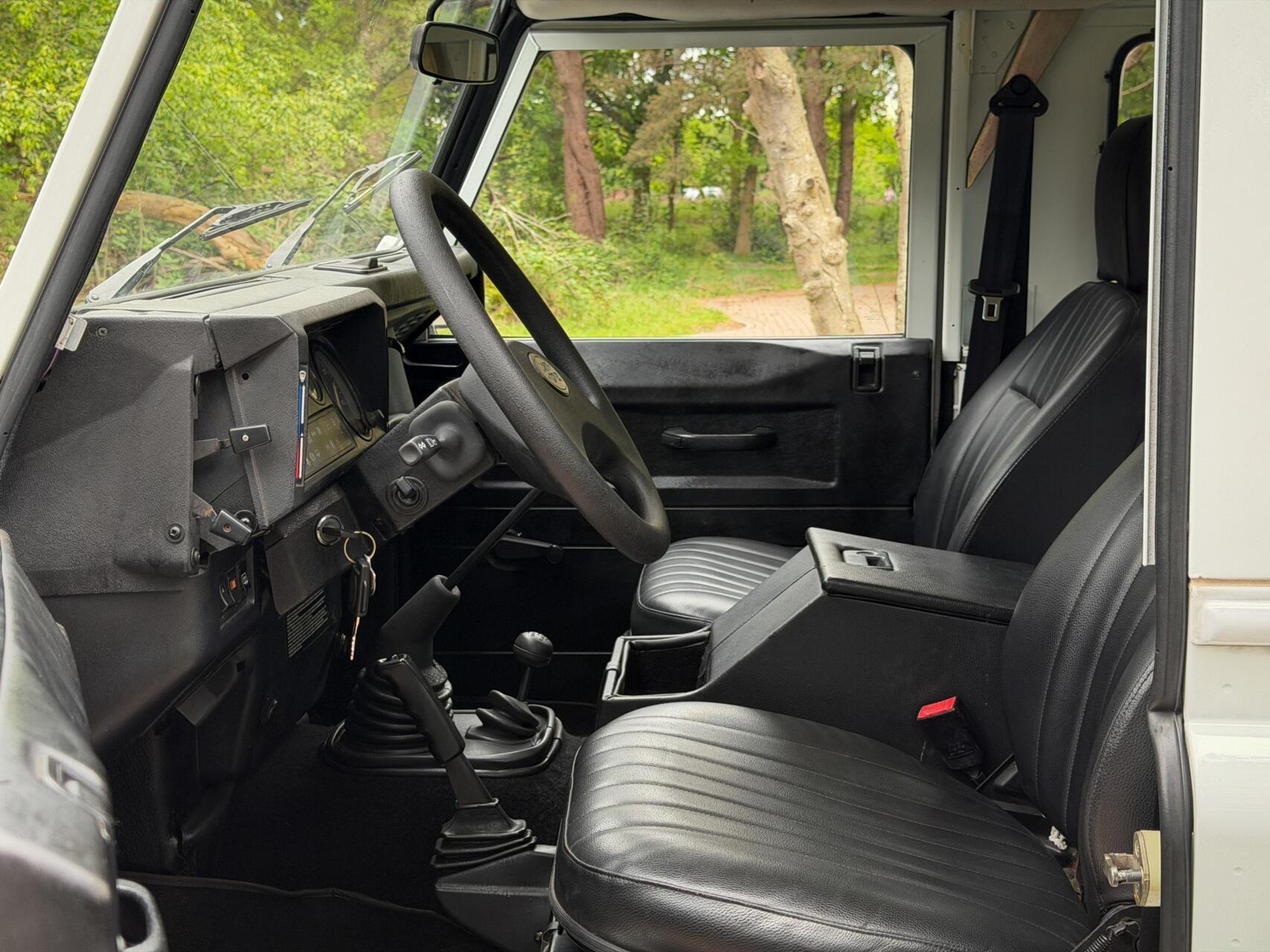 Foto van Land Rover Defender 90