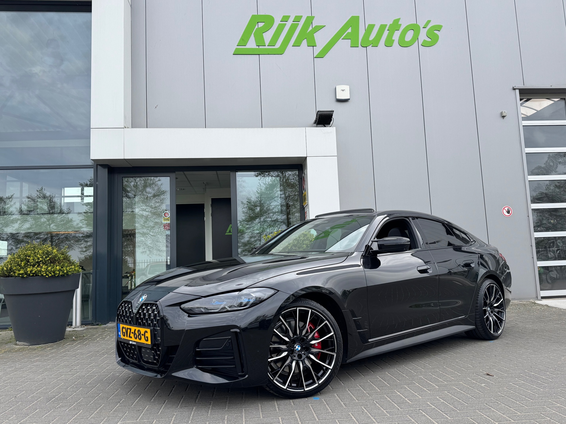 BMW M440i xDrive M440i xDrive M-Sport * 360 Camera * 20 Inch * Laserlight 2023 - voorkant