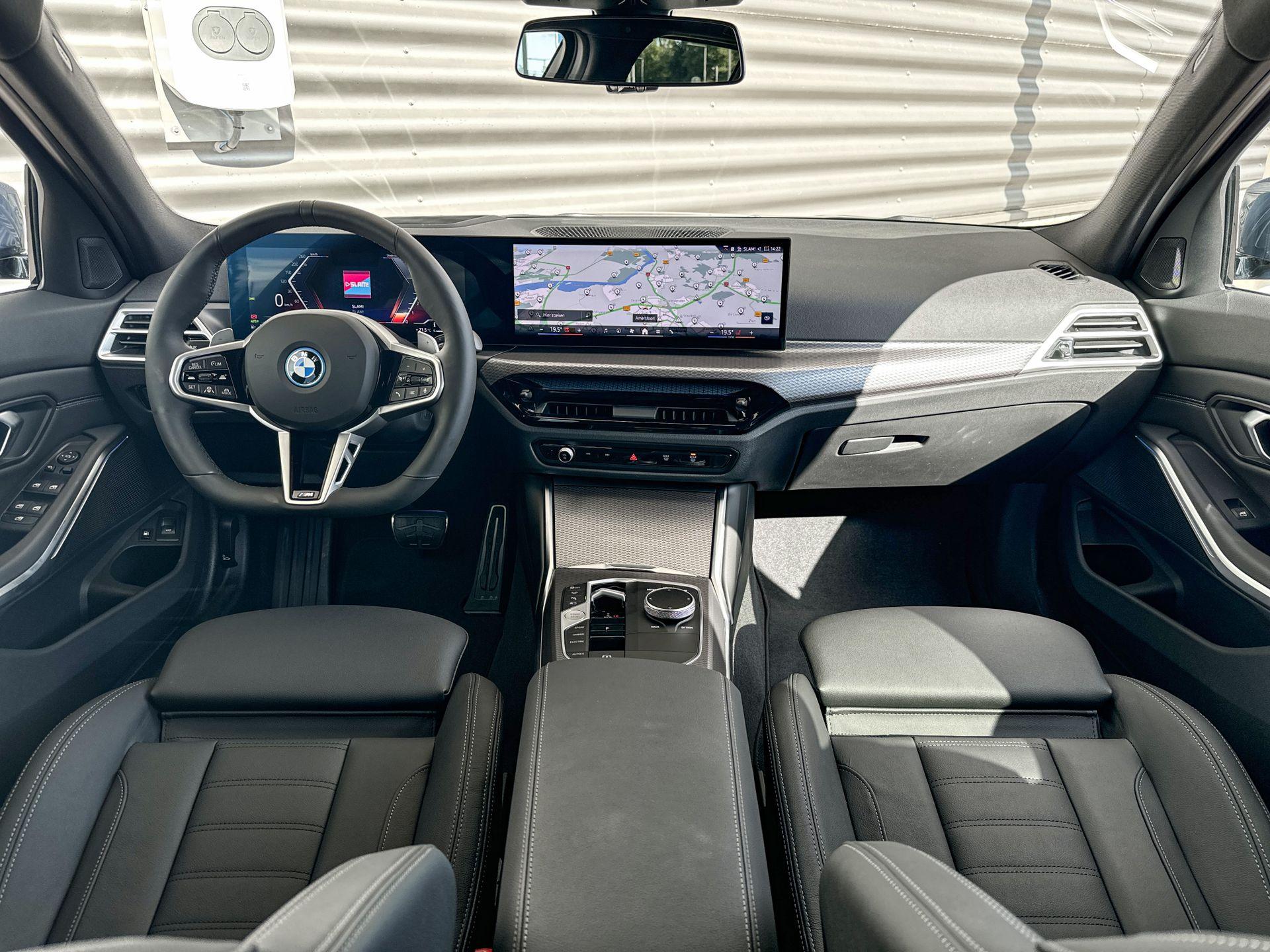 Foto van BMW 330e