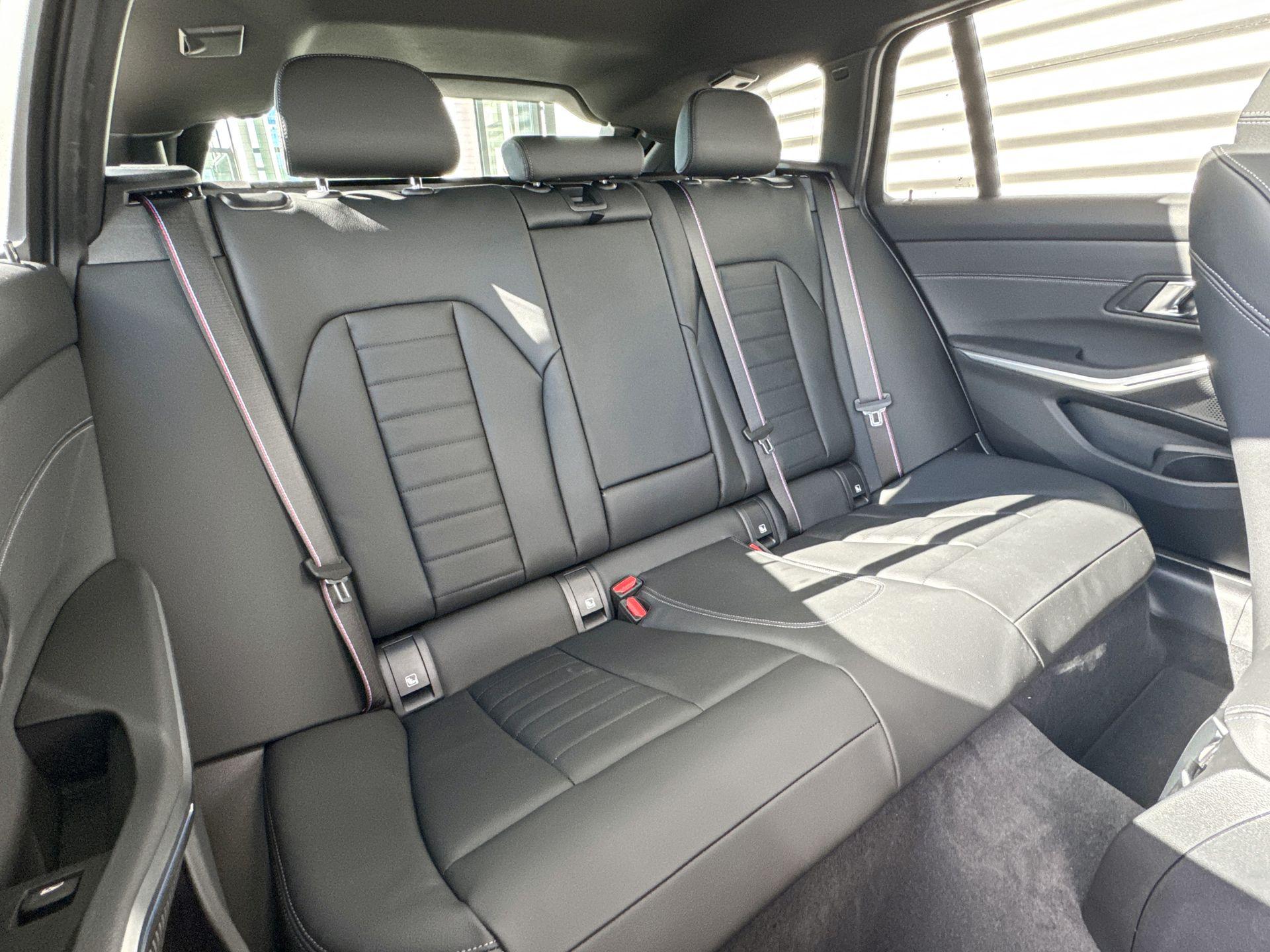 Foto van BMW 330e