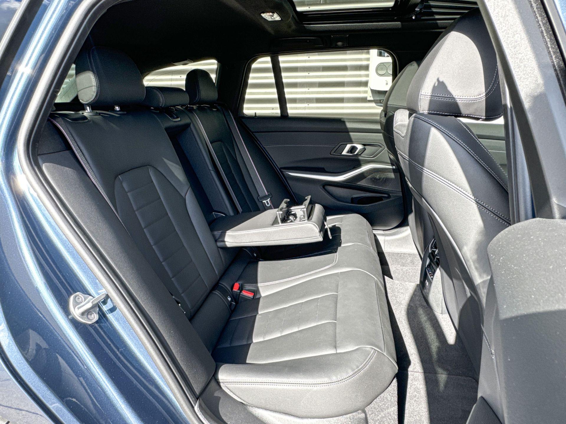 Foto van BMW 330e