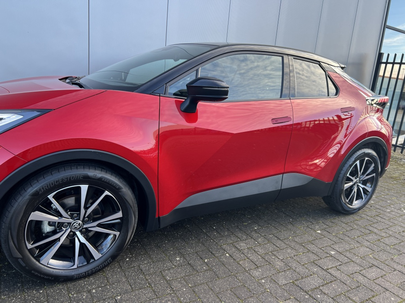 Foto van Toyota C-hr