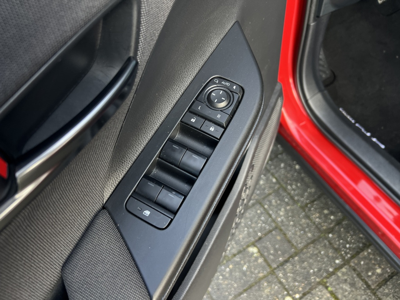 Foto van Toyota C-hr