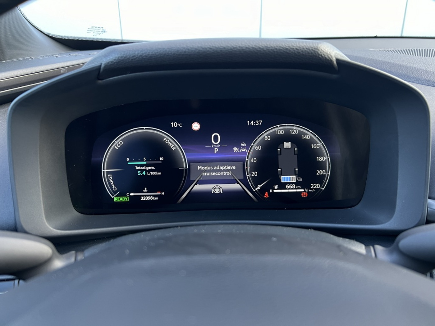 Foto van Toyota C-hr