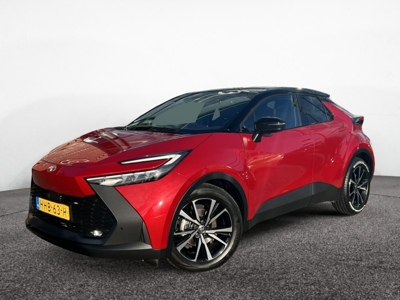 Toyota C-hr 1.8 Hybrid 140 First Edition 2025 - voorkant