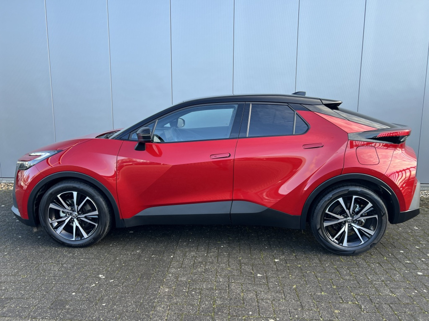 Foto van Toyota C-hr