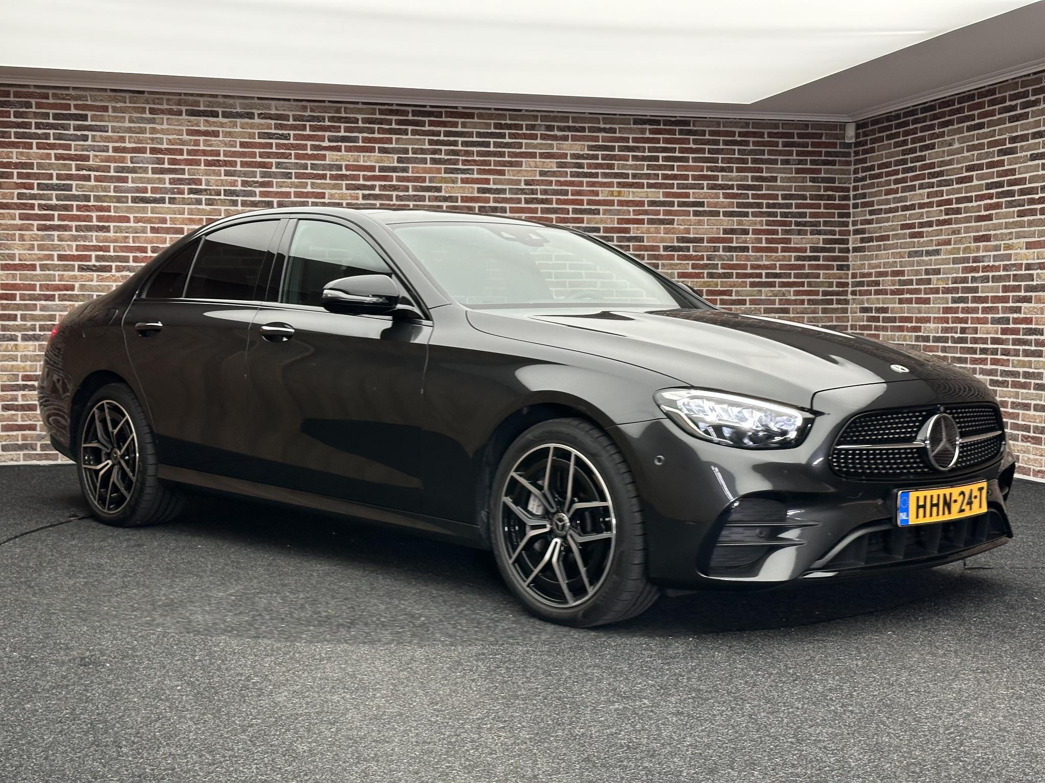 Foto van Mercedes-Benz E 300 E