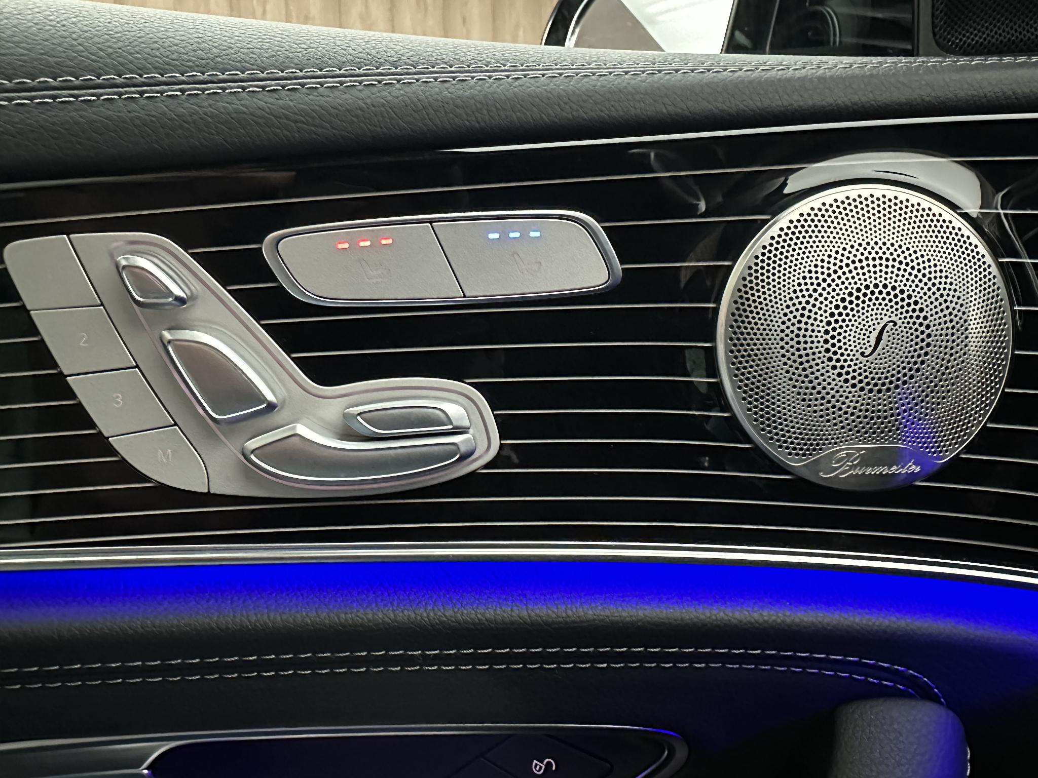 Foto van Mercedes-Benz E 300 E