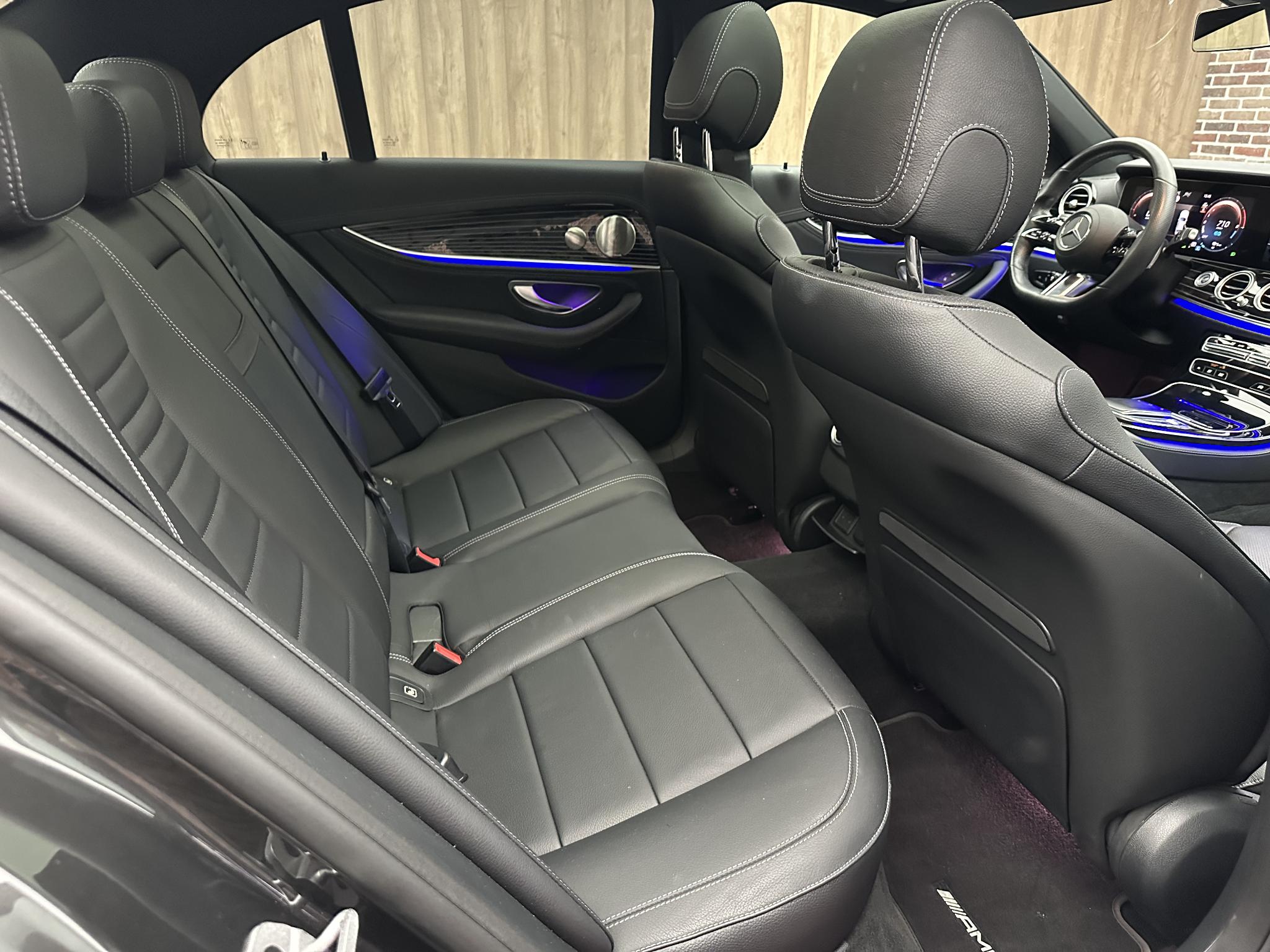 Foto van Mercedes-Benz E 300 E