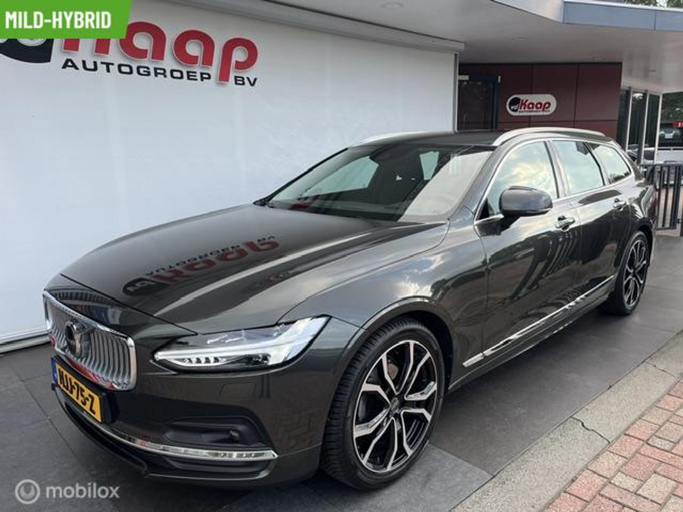 Volvo V90 2.0 Volvo V90 B4 Inscription 2021 - voorkant