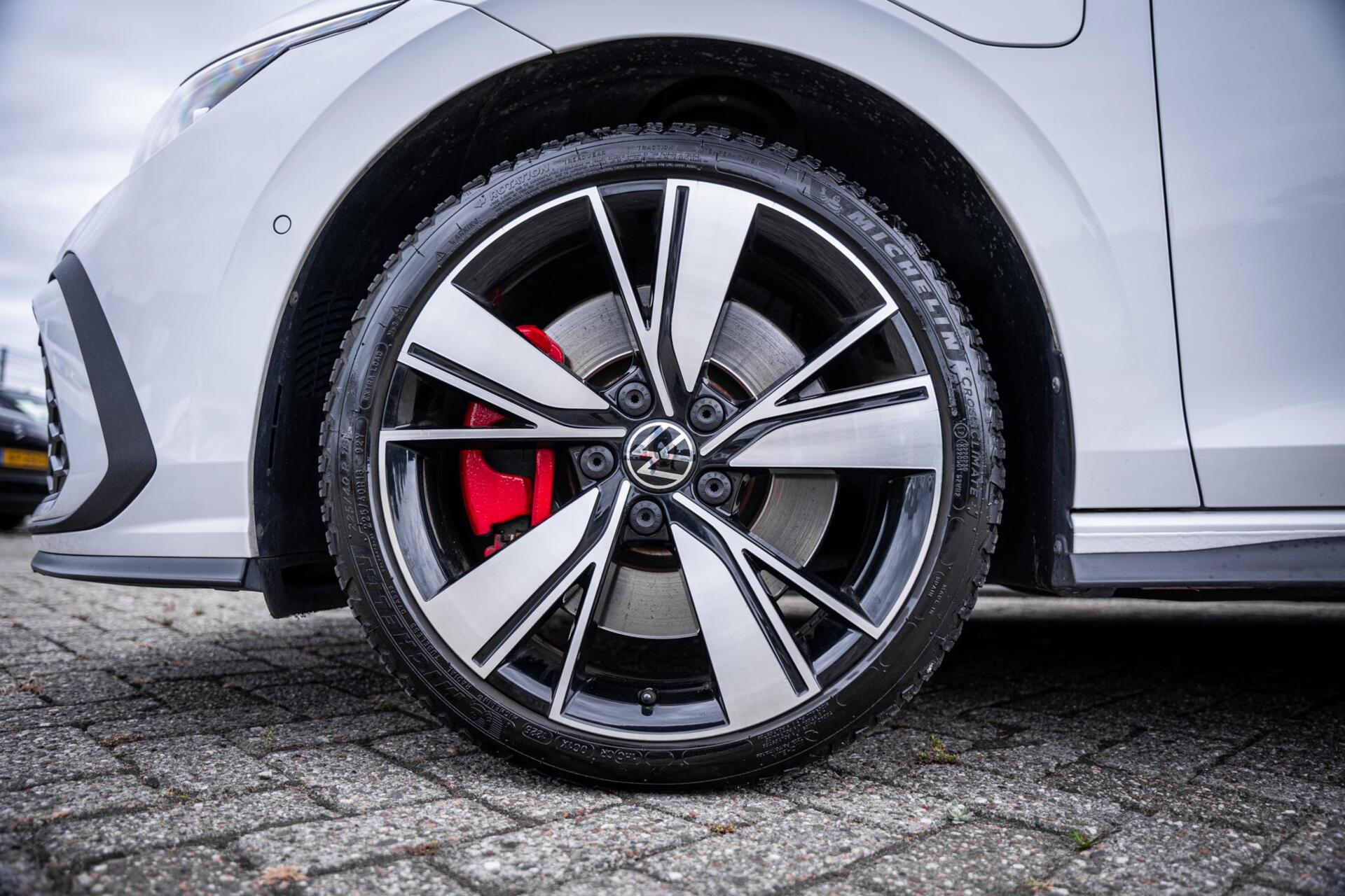 Foto van Volkswagen Golf GTE
