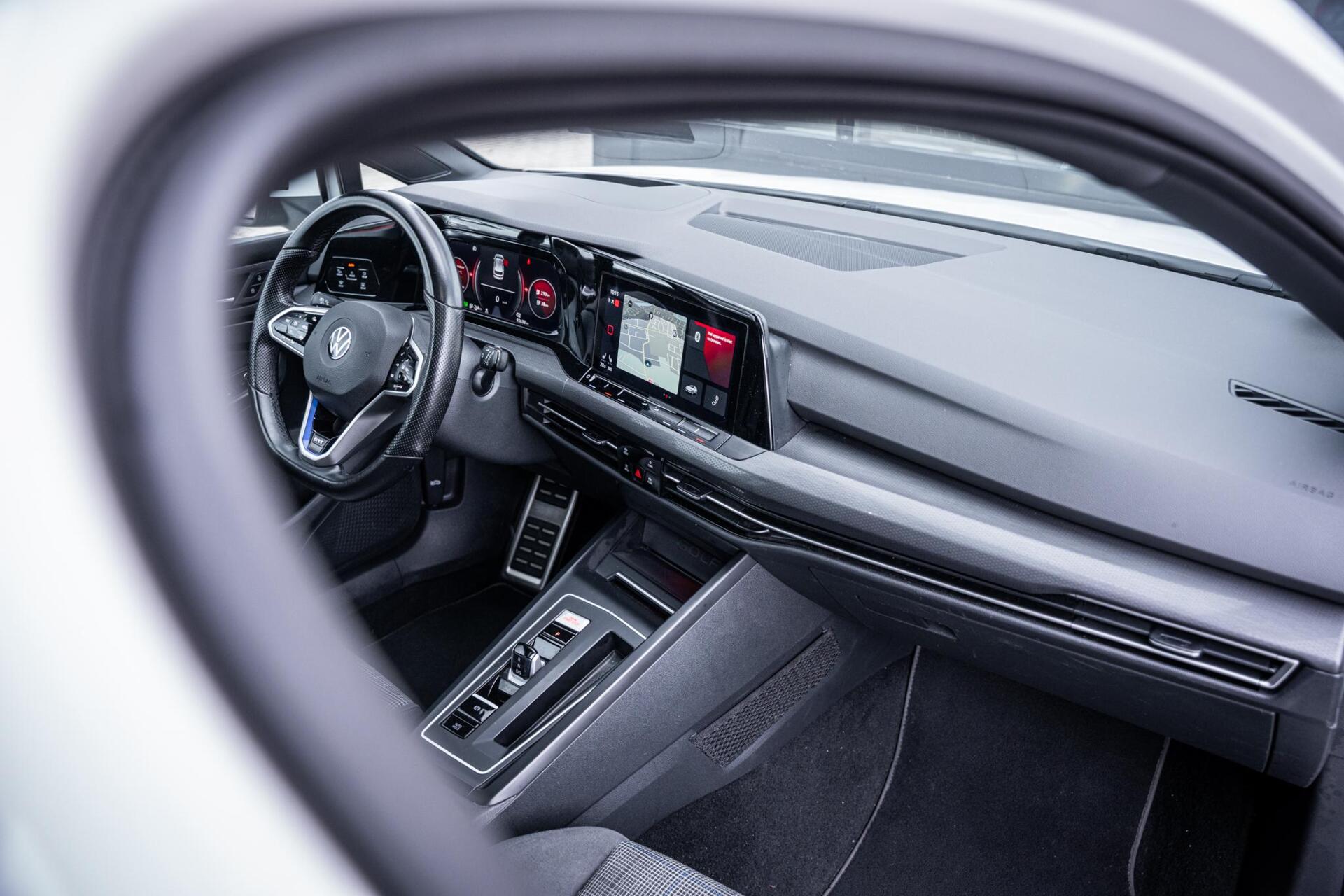 Foto van Volkswagen Golf GTE