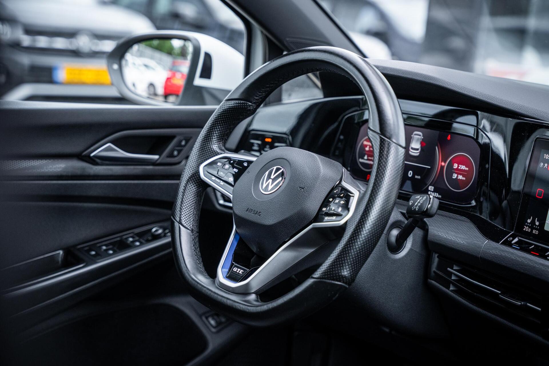 Foto van Volkswagen Golf GTE