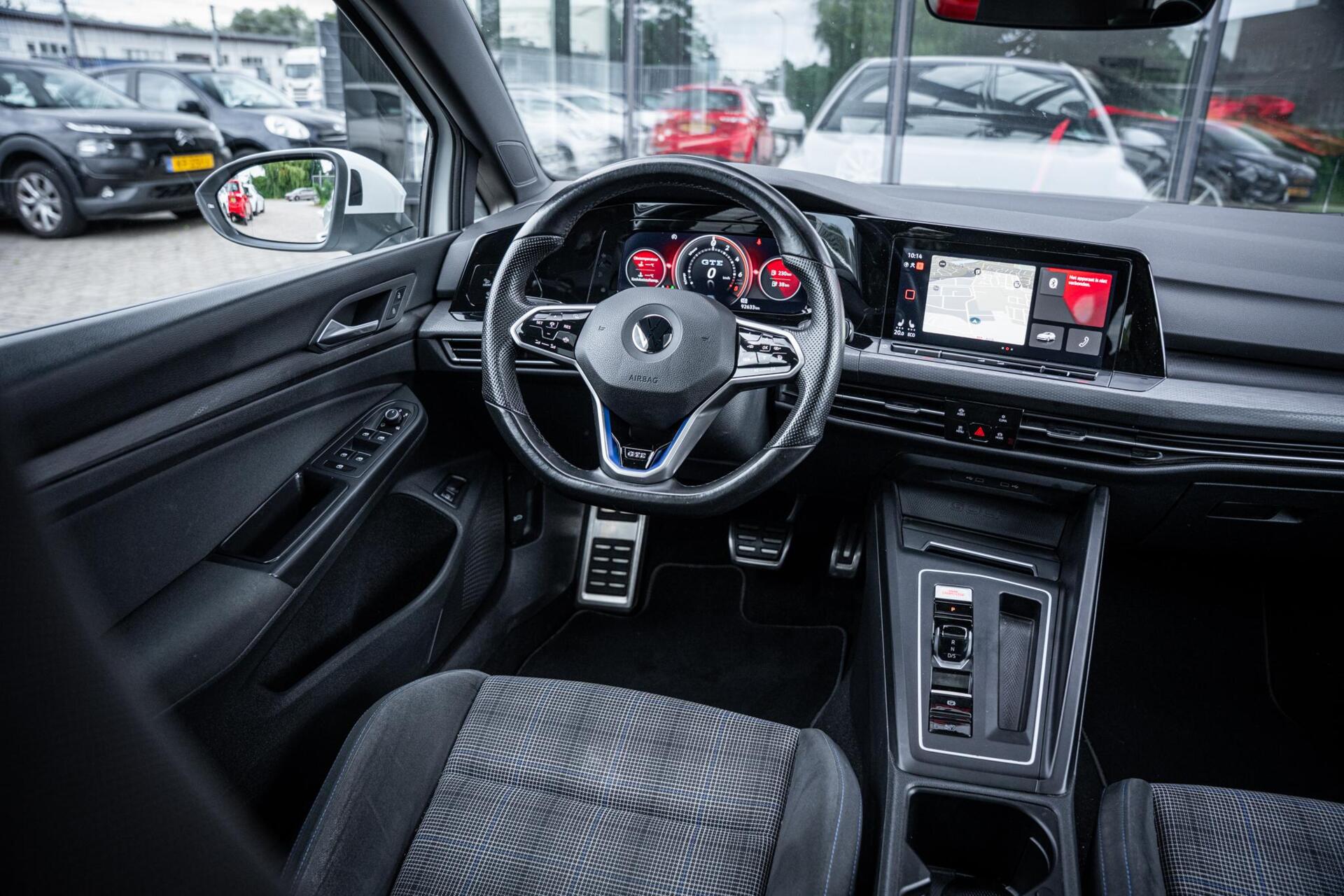 Foto van Volkswagen Golf GTE