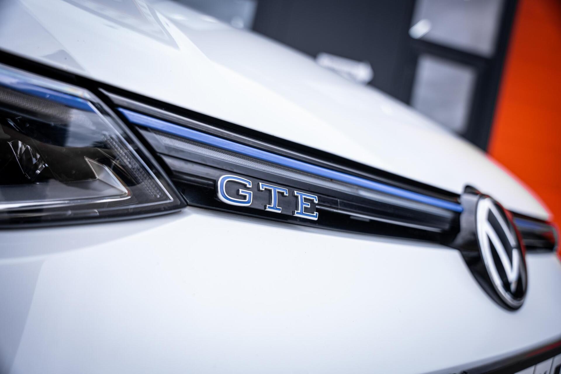 Foto van Volkswagen Golf GTE
