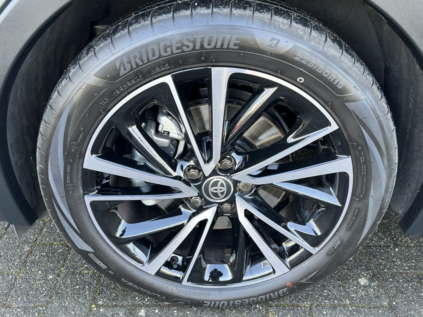 Foto van Toyota C-hr