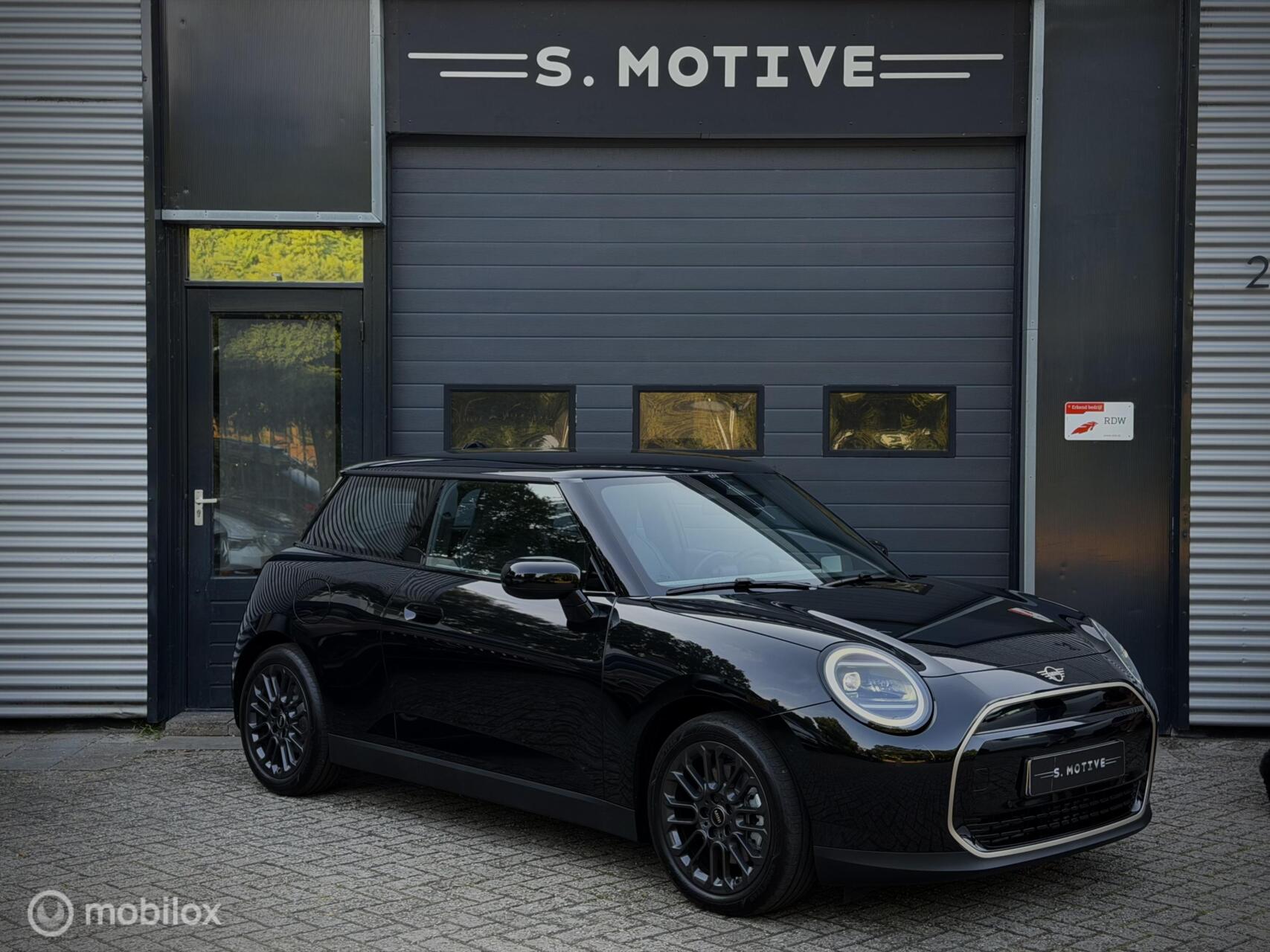 Foto van Mini Cooper E