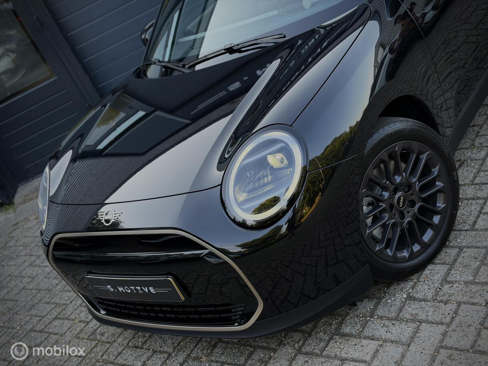 Foto van Mini Cooper E
