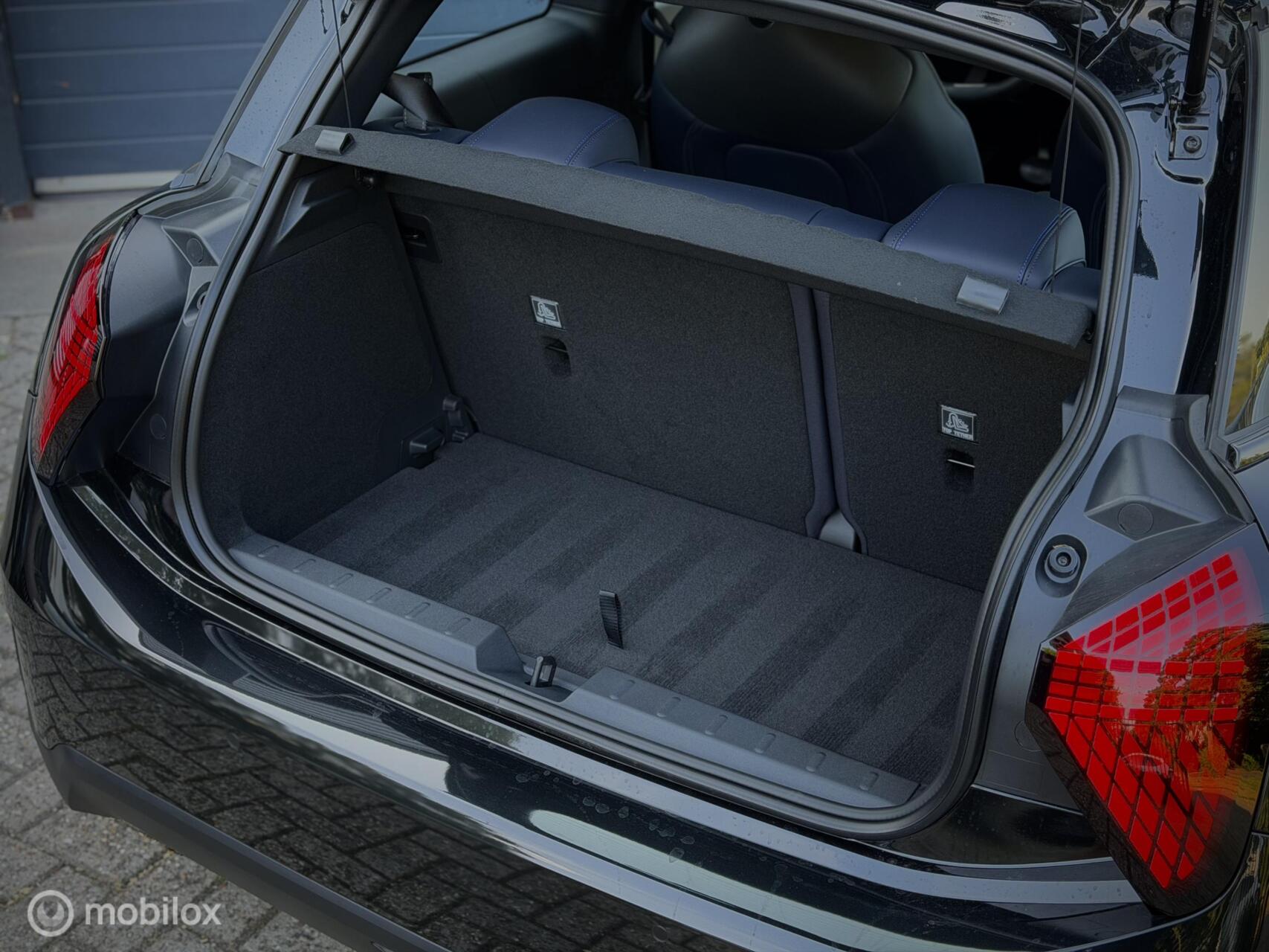 Foto van Mini Cooper E