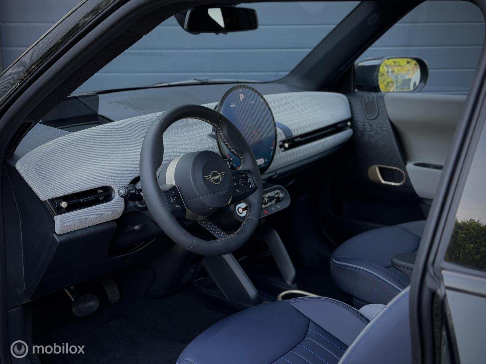 Foto van Mini Cooper E