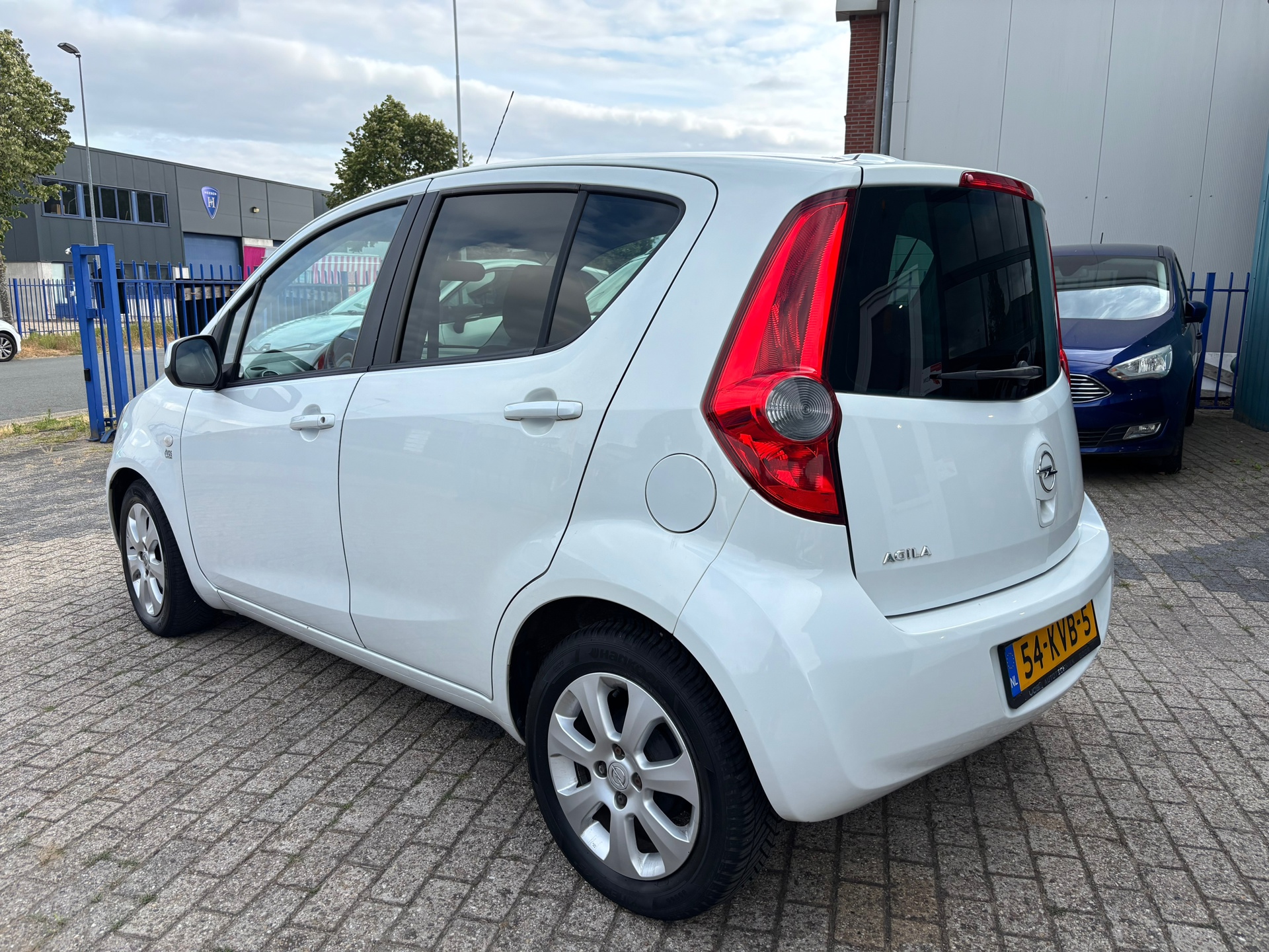 Foto van Opel Agila