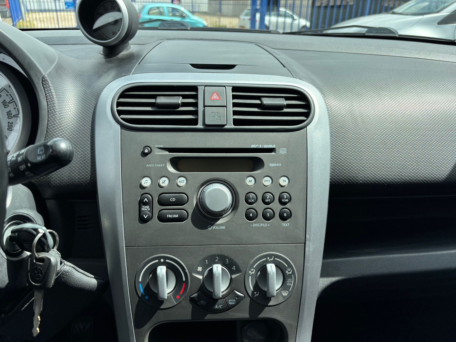 Foto van Opel Agila