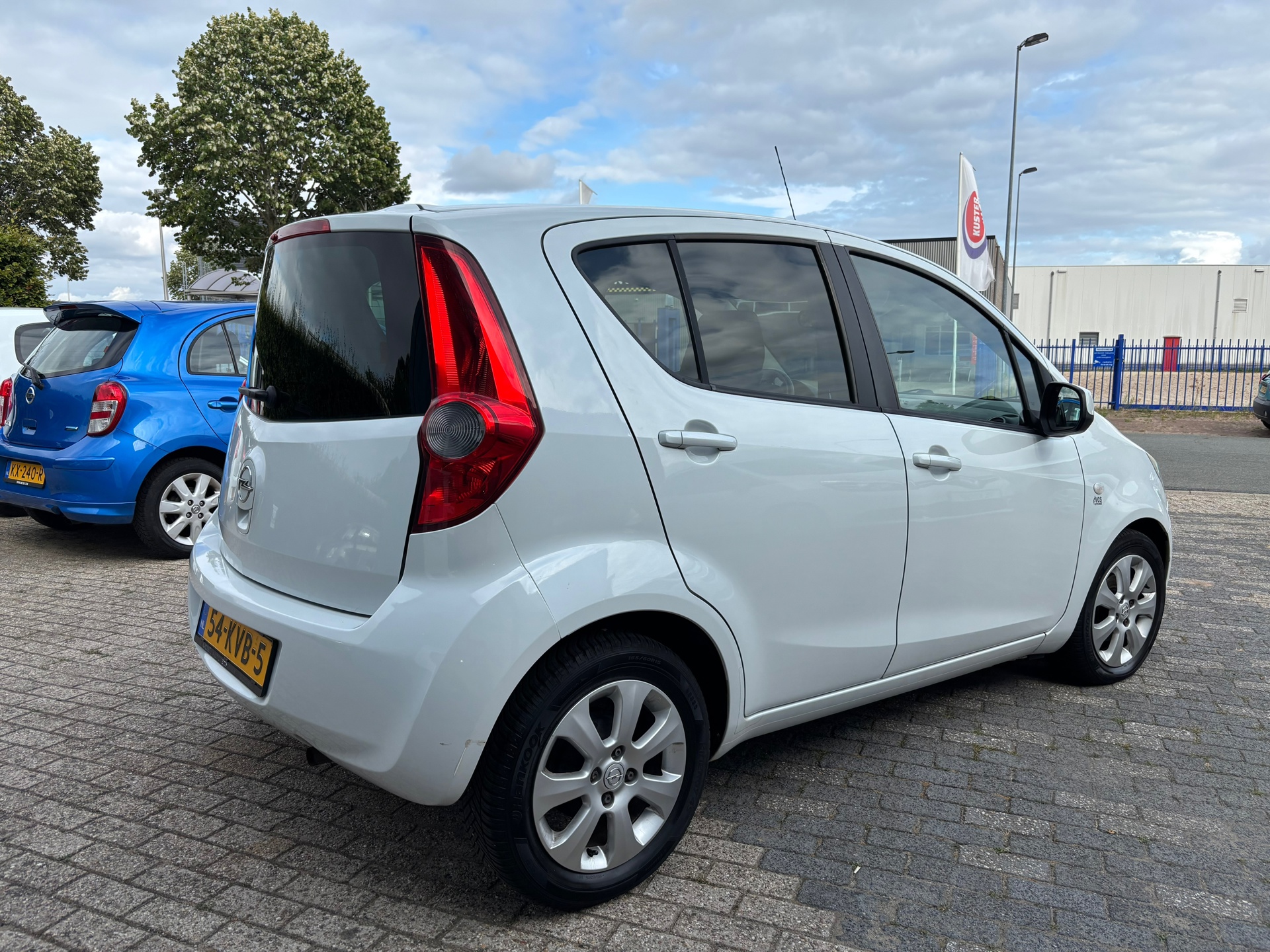 Foto van Opel Agila