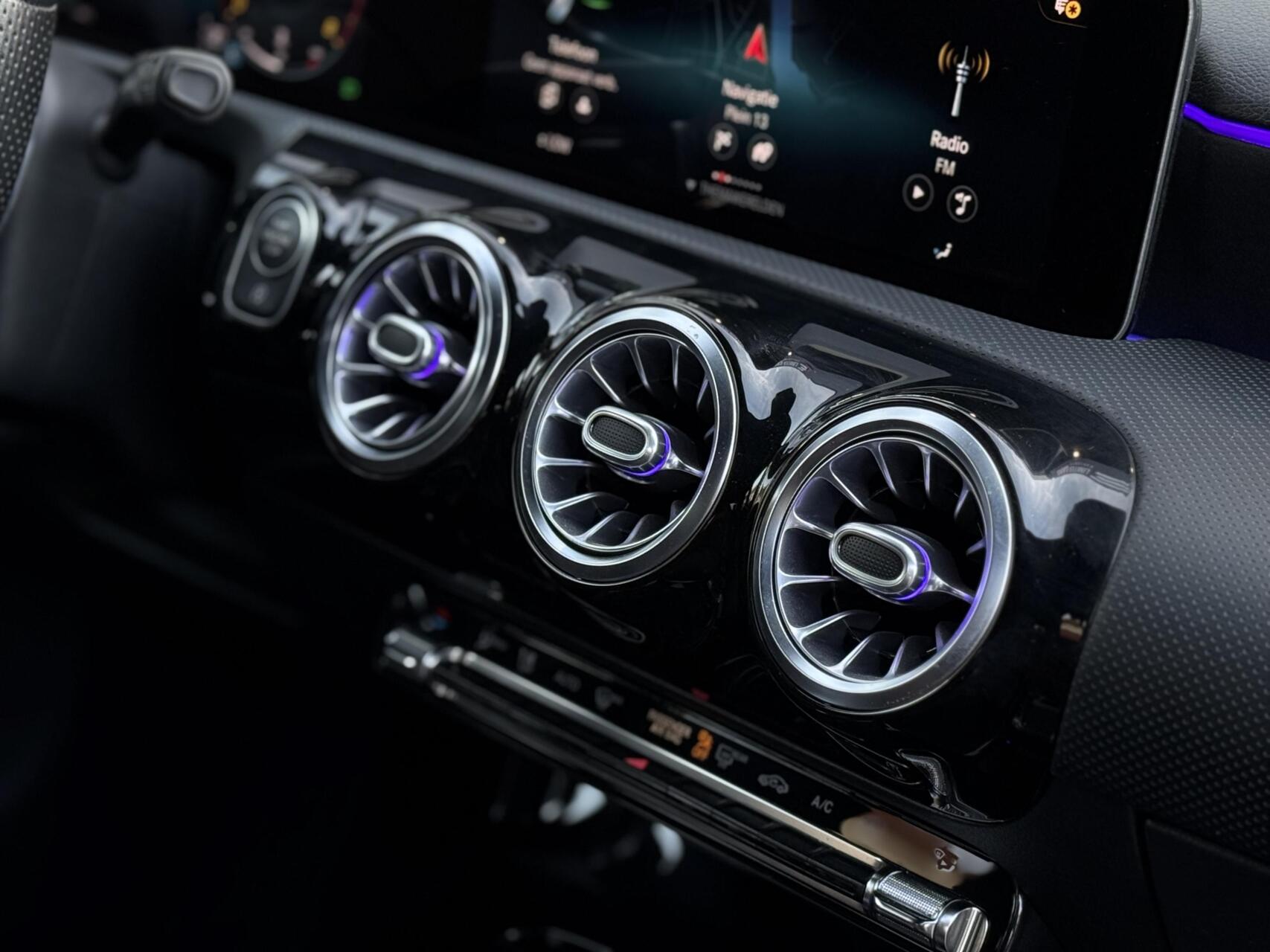 Foto van Mercedes-Benz A 220