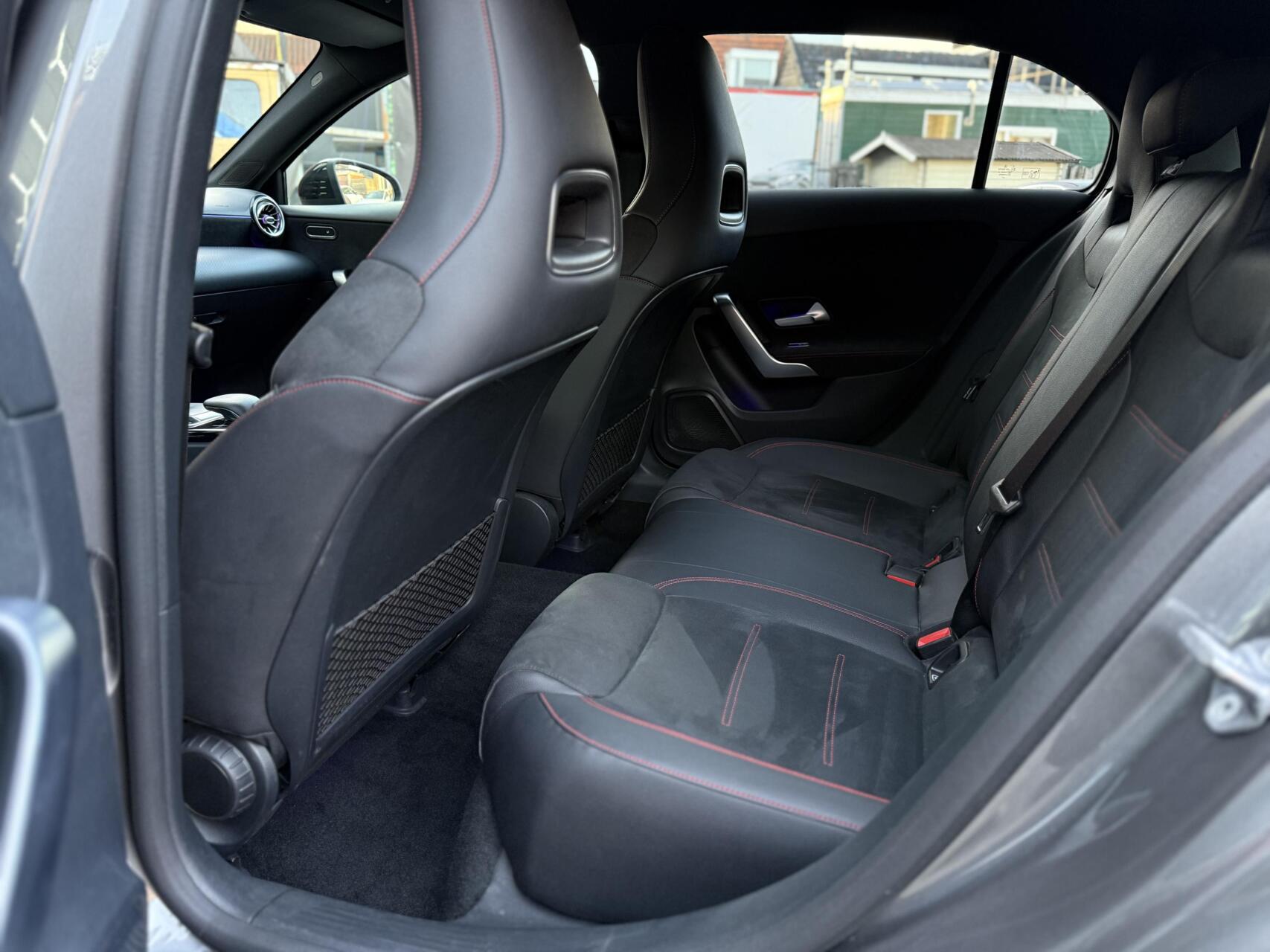 Foto van Mercedes-Benz A 220