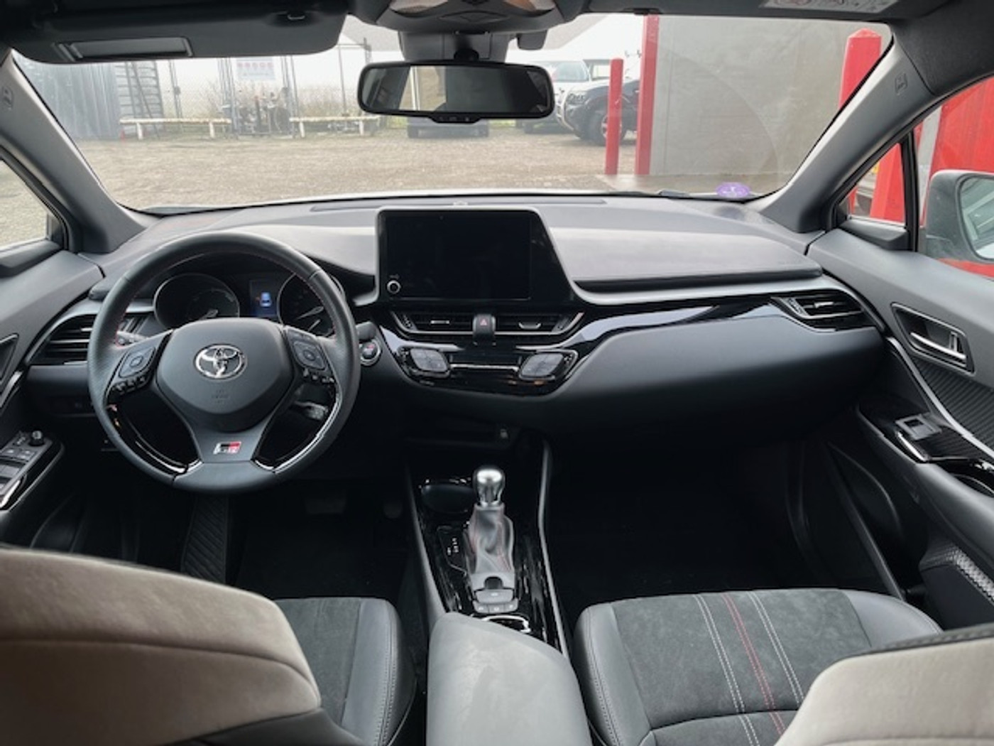 Foto van Toyota Toyota C-hr