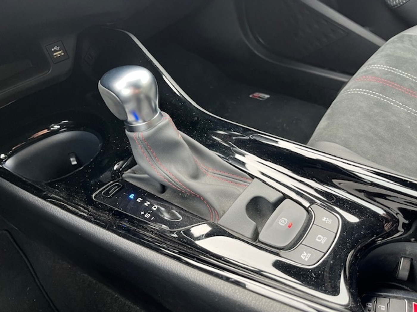 Foto van Toyota Toyota C-hr