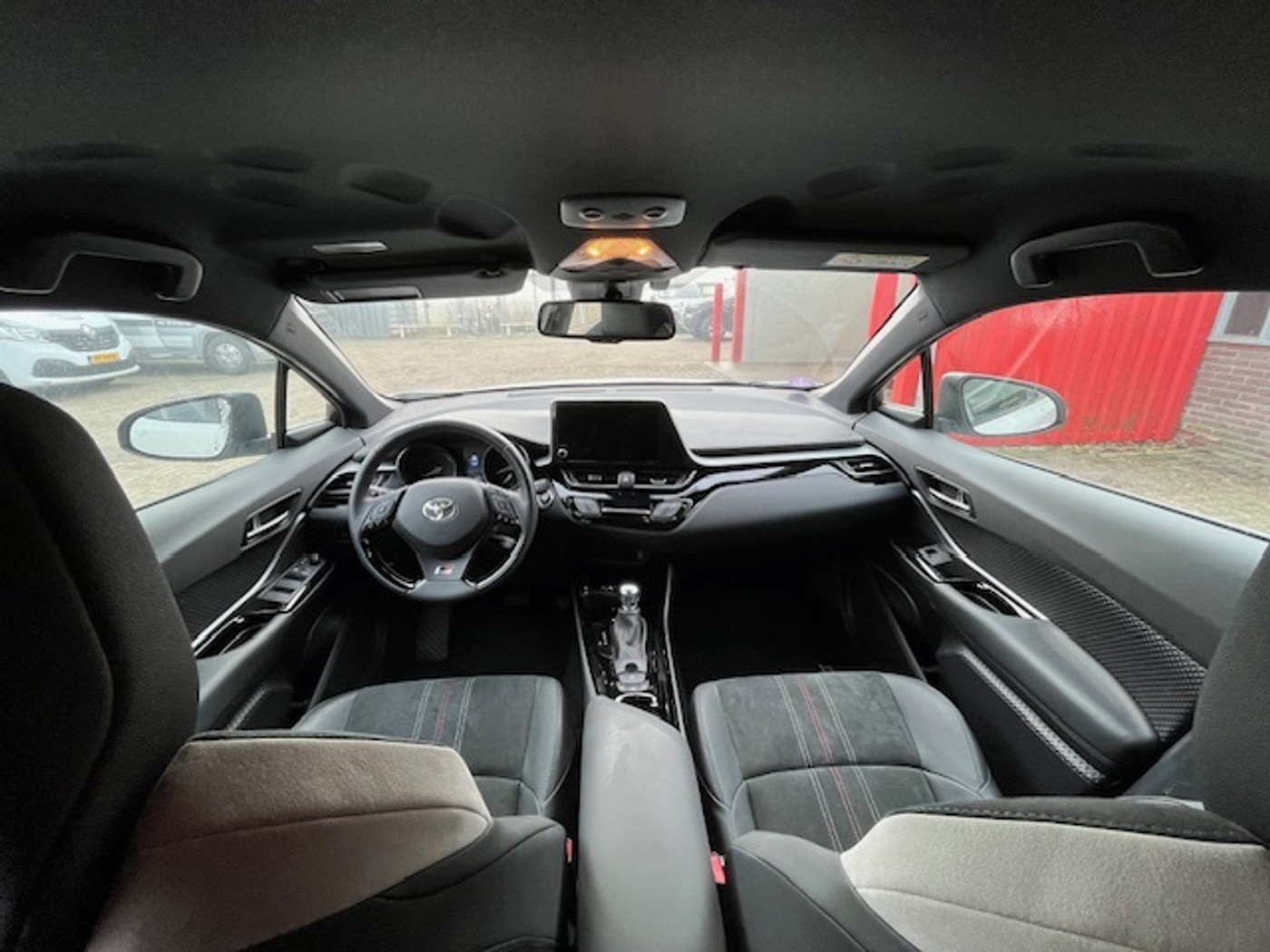Foto van Toyota Toyota C-hr