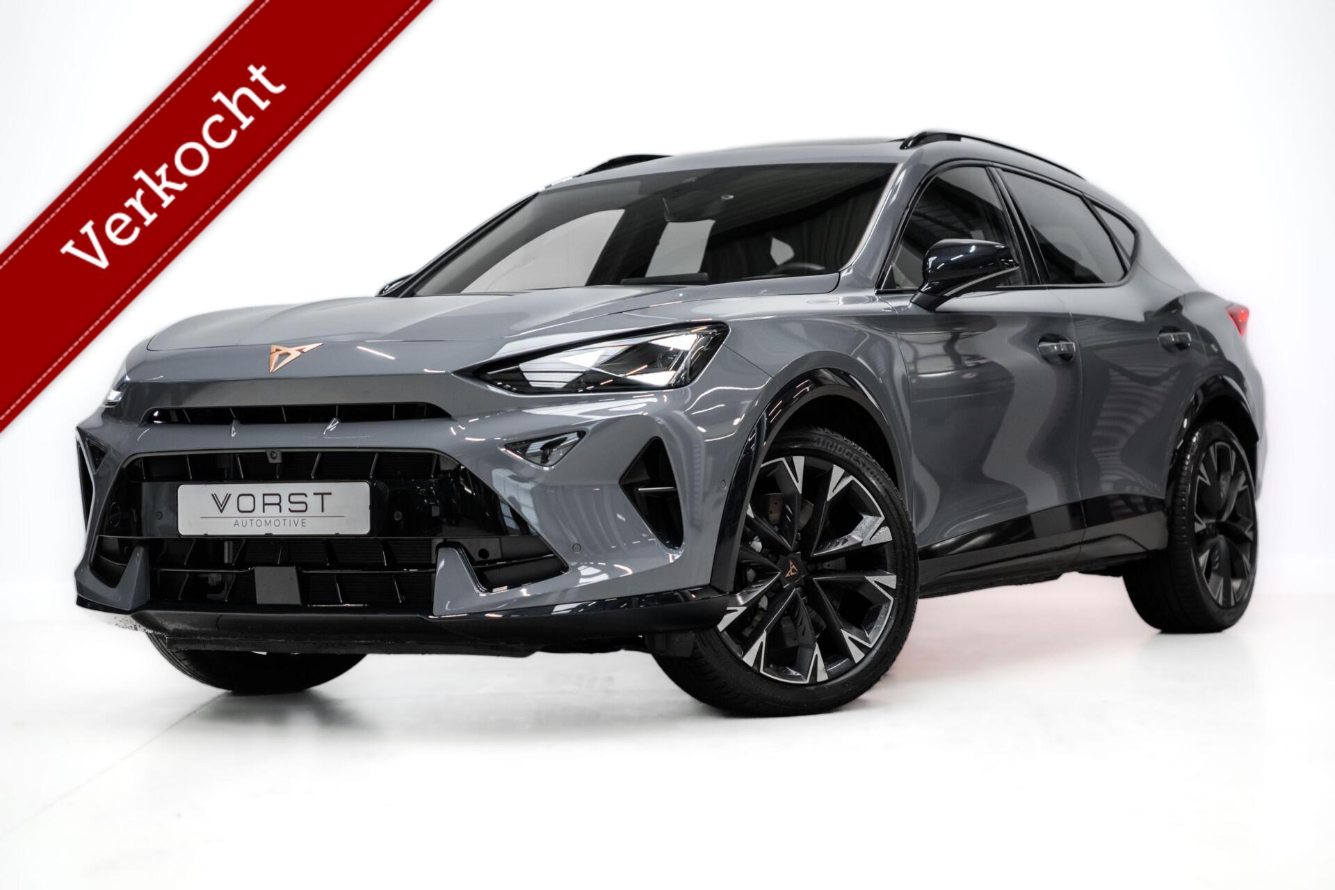 Cupra Formentor 2.0 TSI 4DRIVE Sennheiser Pano 360 Akrapovic 2025 - voorkant