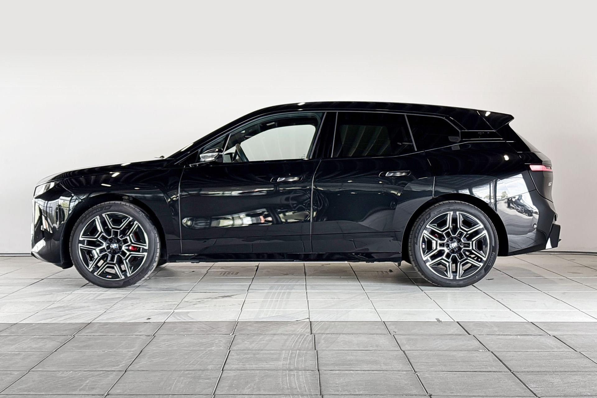 Foto van BMW Ix Xdrive60