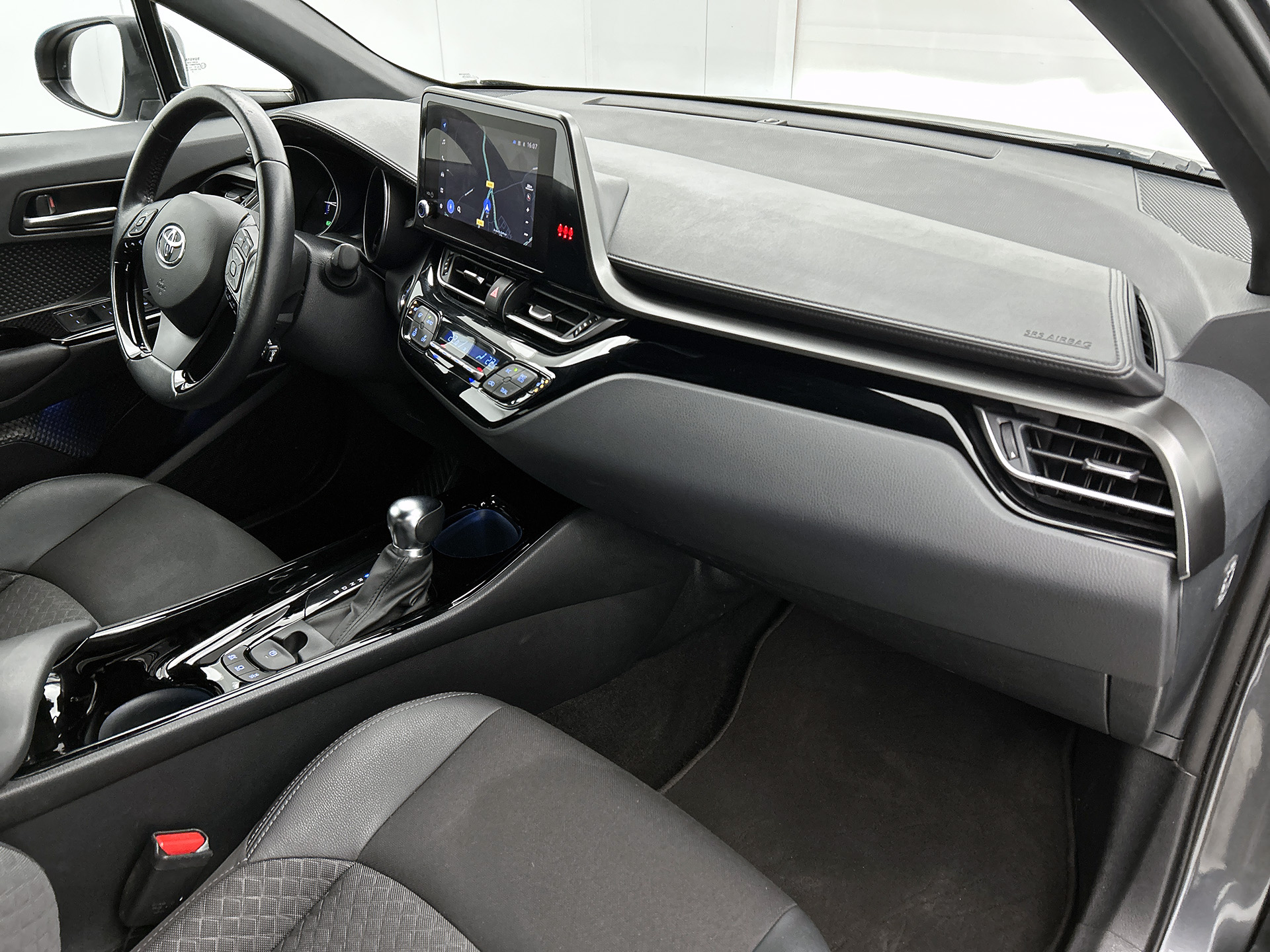 Foto van Toyota Toyota C-hr