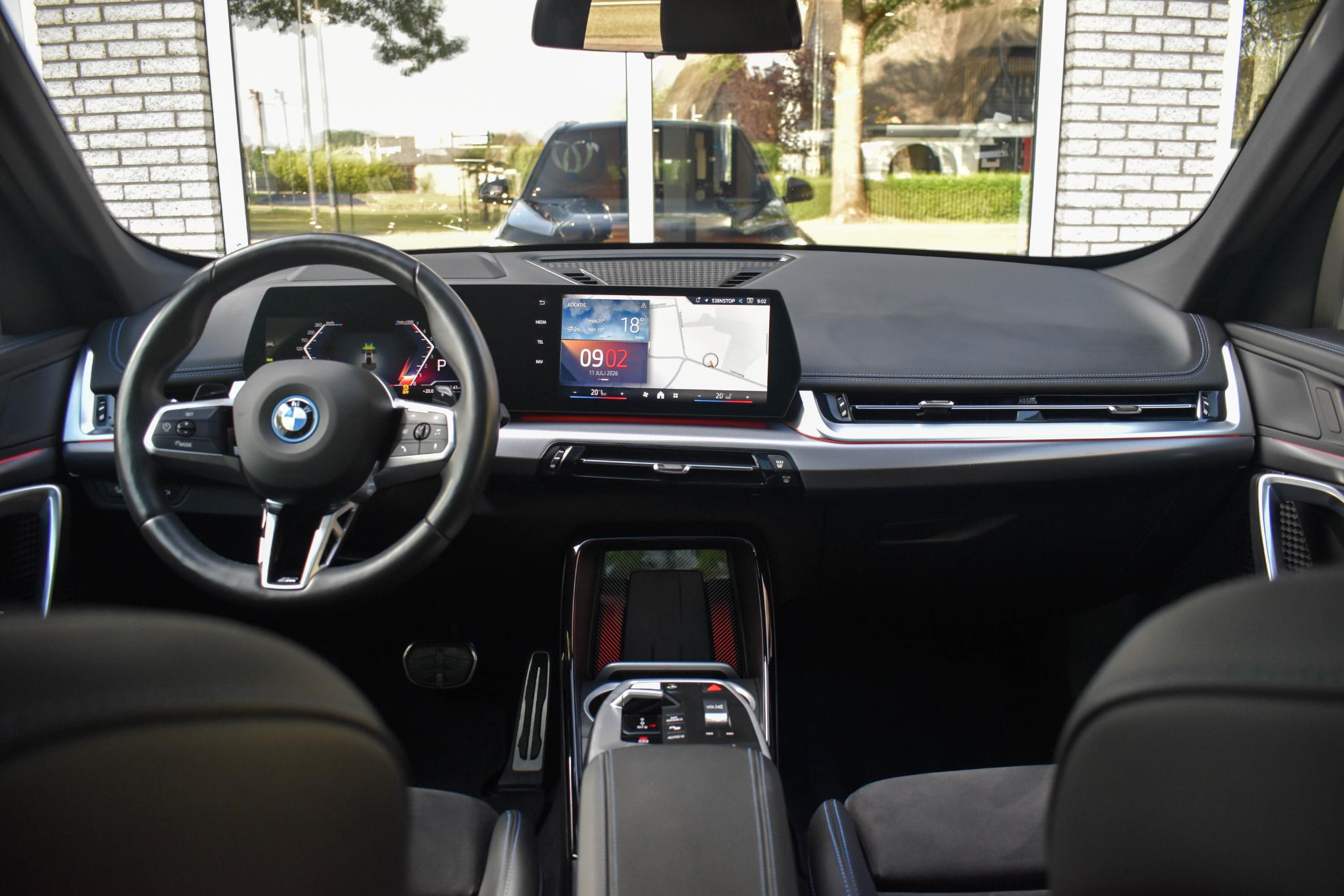 Foto van BMW X1 Xdrive25e