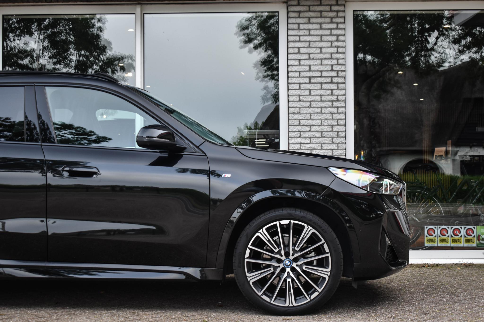 Foto van BMW X1 Xdrive25e