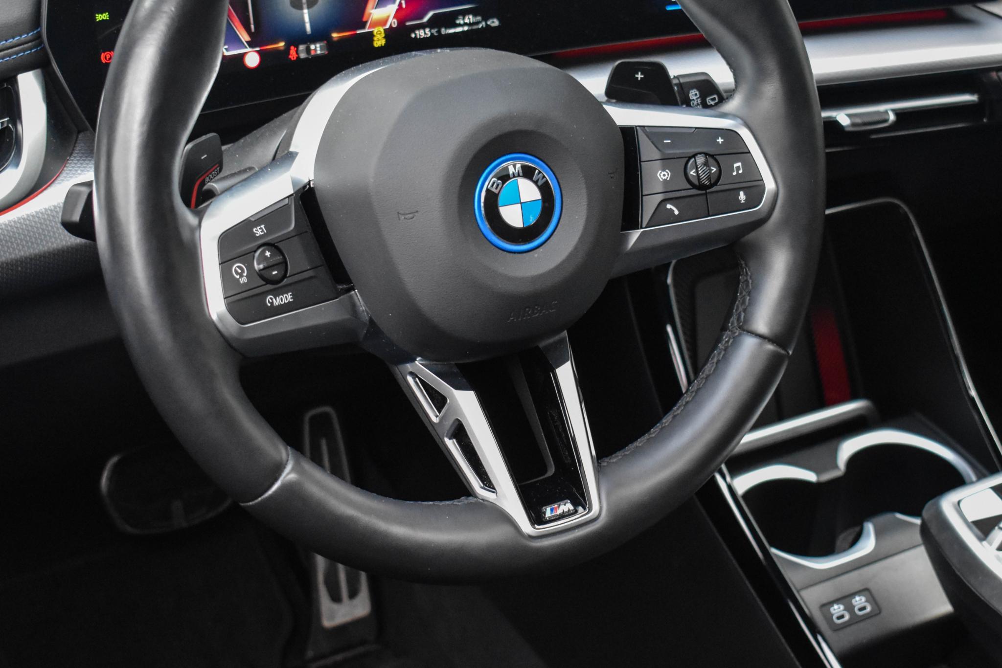 Foto van BMW X1 Xdrive25e