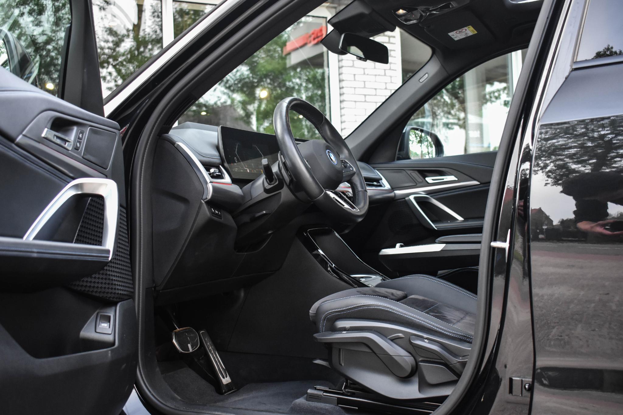 Foto van BMW X1 Xdrive25e
