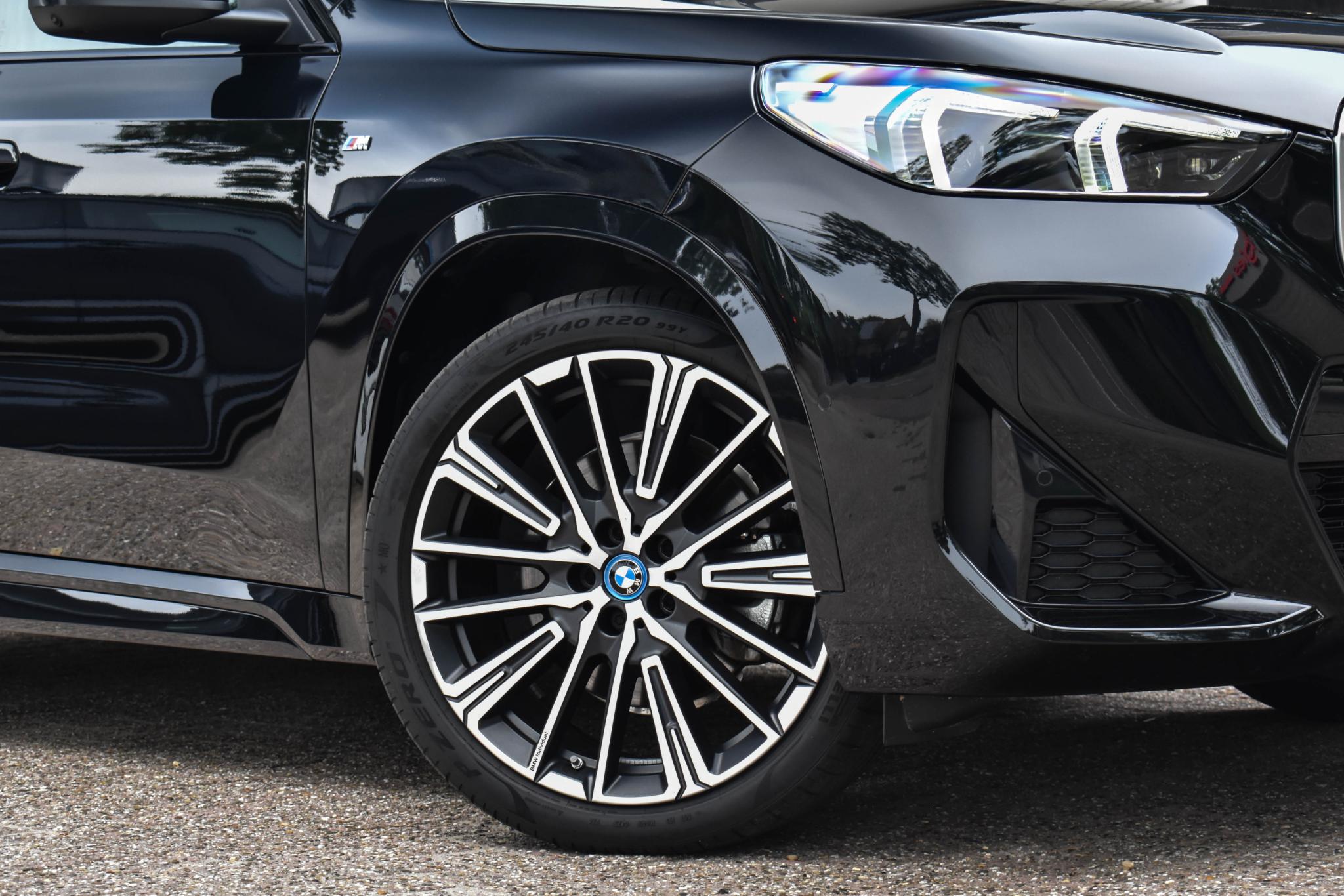 Foto van BMW X1 Xdrive25e