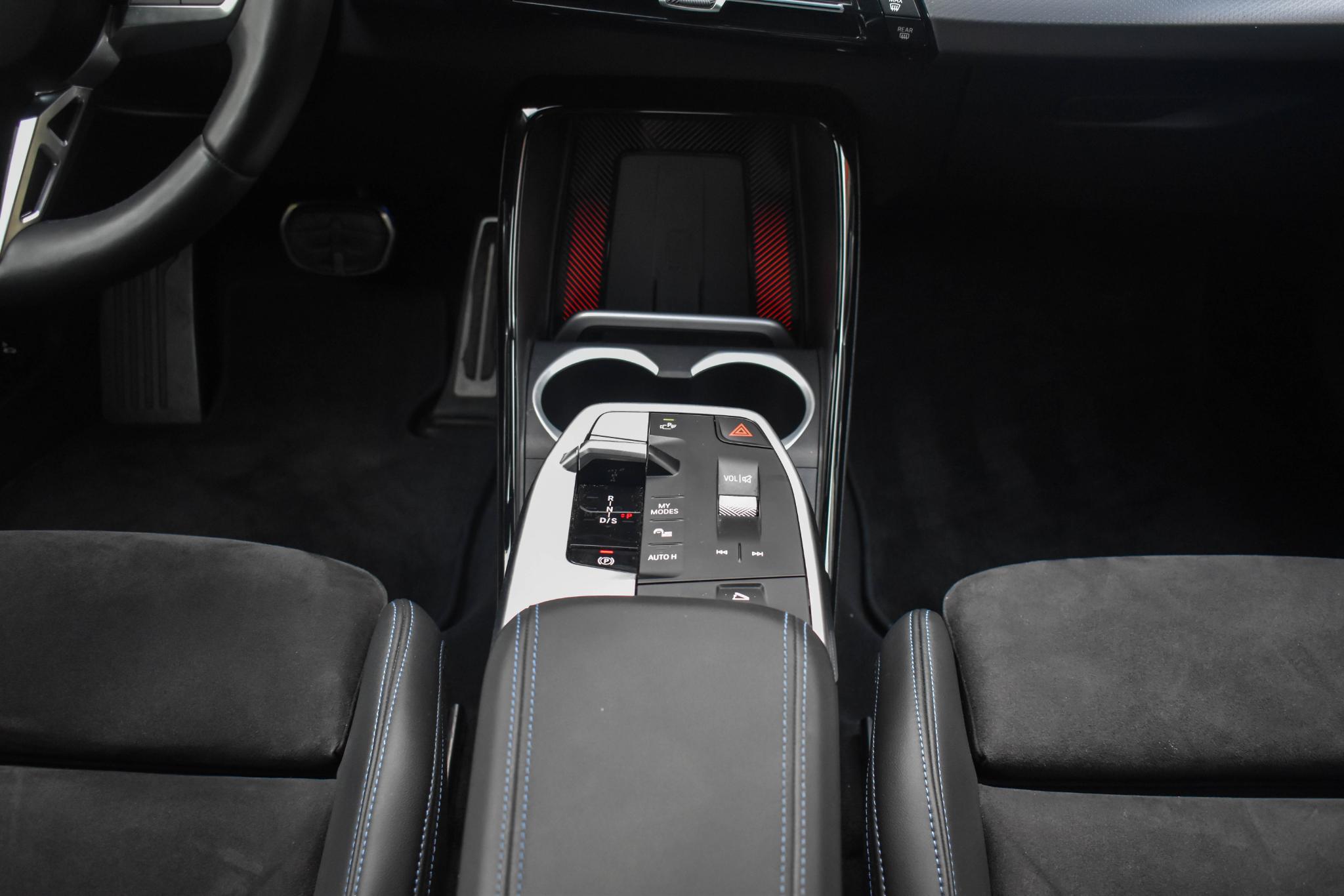 Foto van BMW X1 Xdrive25e