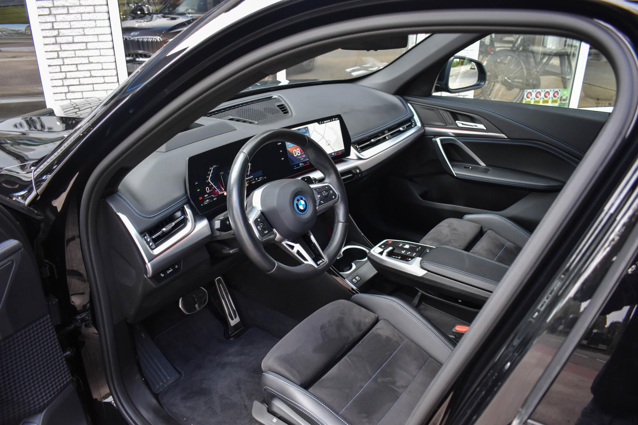 Foto van BMW X1 Xdrive25e